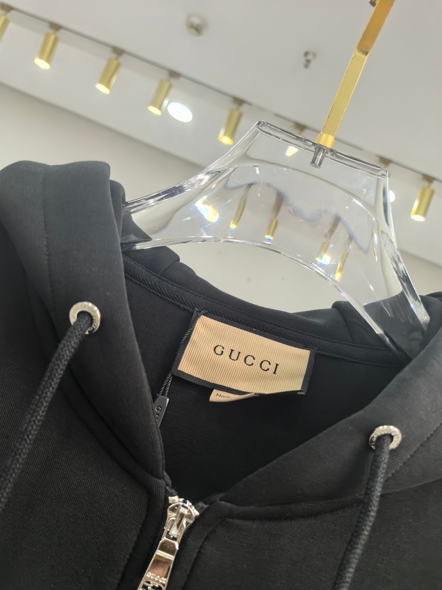Gucci 2025秋冬最新爆款夹克外套 面料精选高支高密双股空气层长绒棉 手感超级舒服 logo精选全