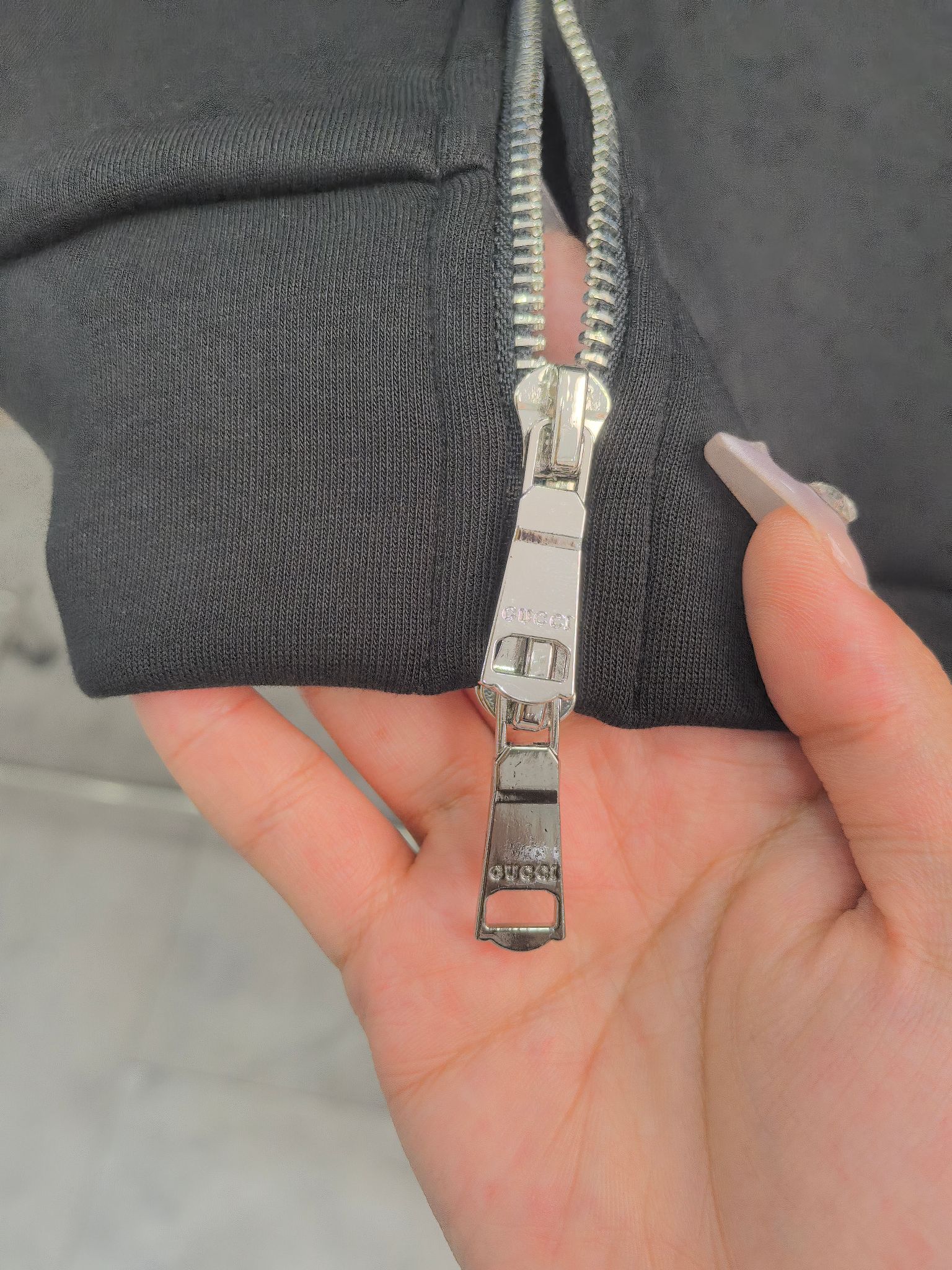 Gucci 2025秋冬最新爆款夹克外套 面料精选高支高密双股空气层长绒棉 手感超级舒服 logo精选全