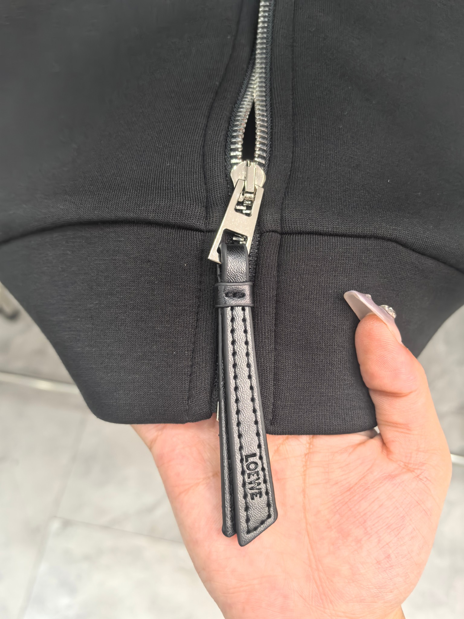 罗意威2025秋冬最新爆款夹克外套 面料精选高支高密双股空气层长绒棉 手感超级舒服 logo精选全进口环