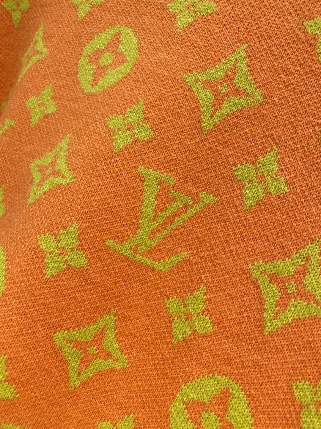 LV2025毛衣外套 2025秋冬最新系列，专柜1:1顶级复刻，全品相！加厚款，时下最流行的老钱风，老板