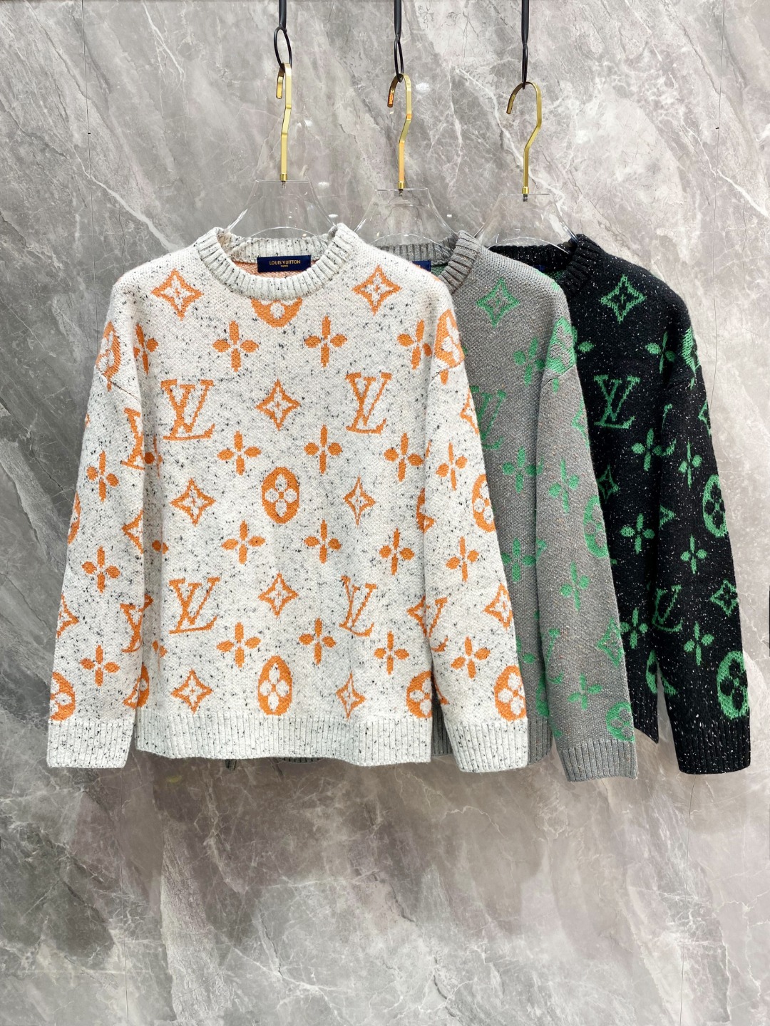 LV2025毛衣外套 2025秋冬最新系列，专柜1:1顶级复刻，全品相！加厚款，时下最流行的老钱风，老板