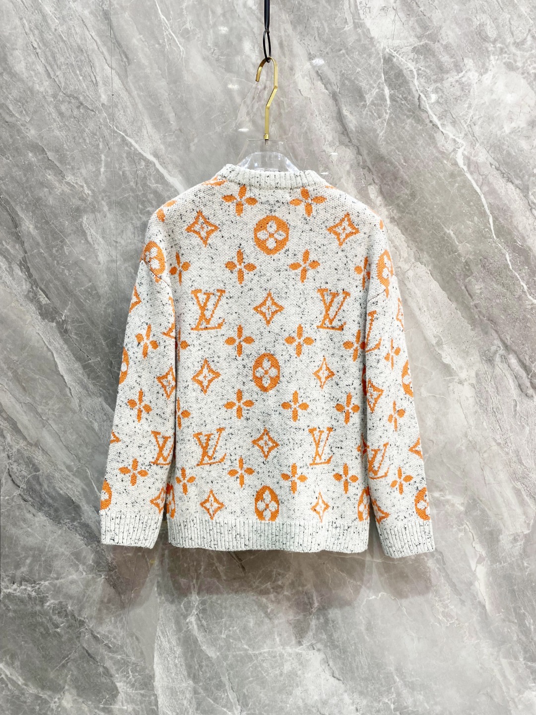 LV2025毛衣外套 2025秋冬最新系列，专柜1:1顶级复刻，全品相！加厚款，时下最流行的老钱风，老板