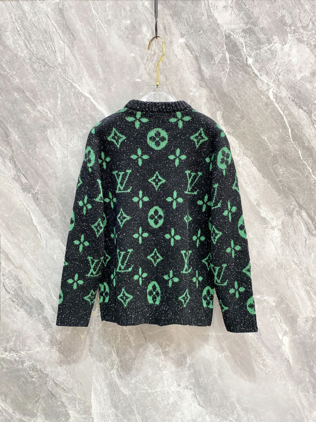 LV2025毛衣外套 2025秋冬最新系列，专柜1:1顶级复刻，全品相！加厚款，时下最流行的老钱风，老板