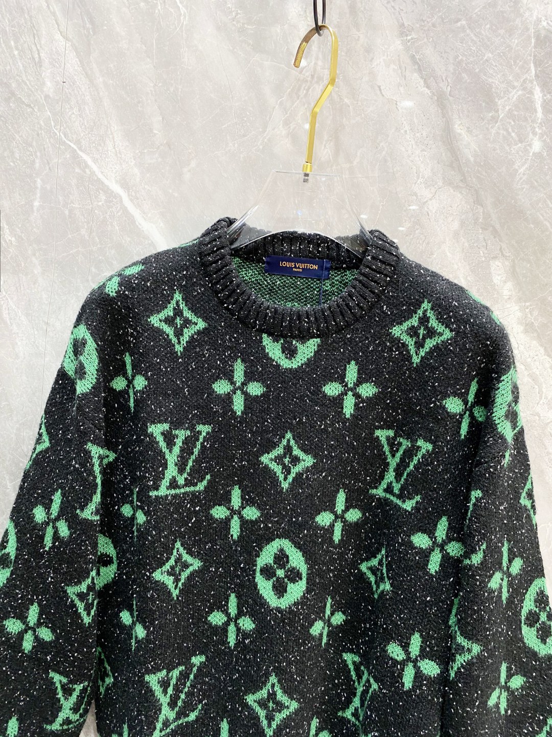 LV2025毛衣外套 2025秋冬最新系列，专柜1:1顶级复刻，全品相！加厚款，时下最流行的老钱风，老板