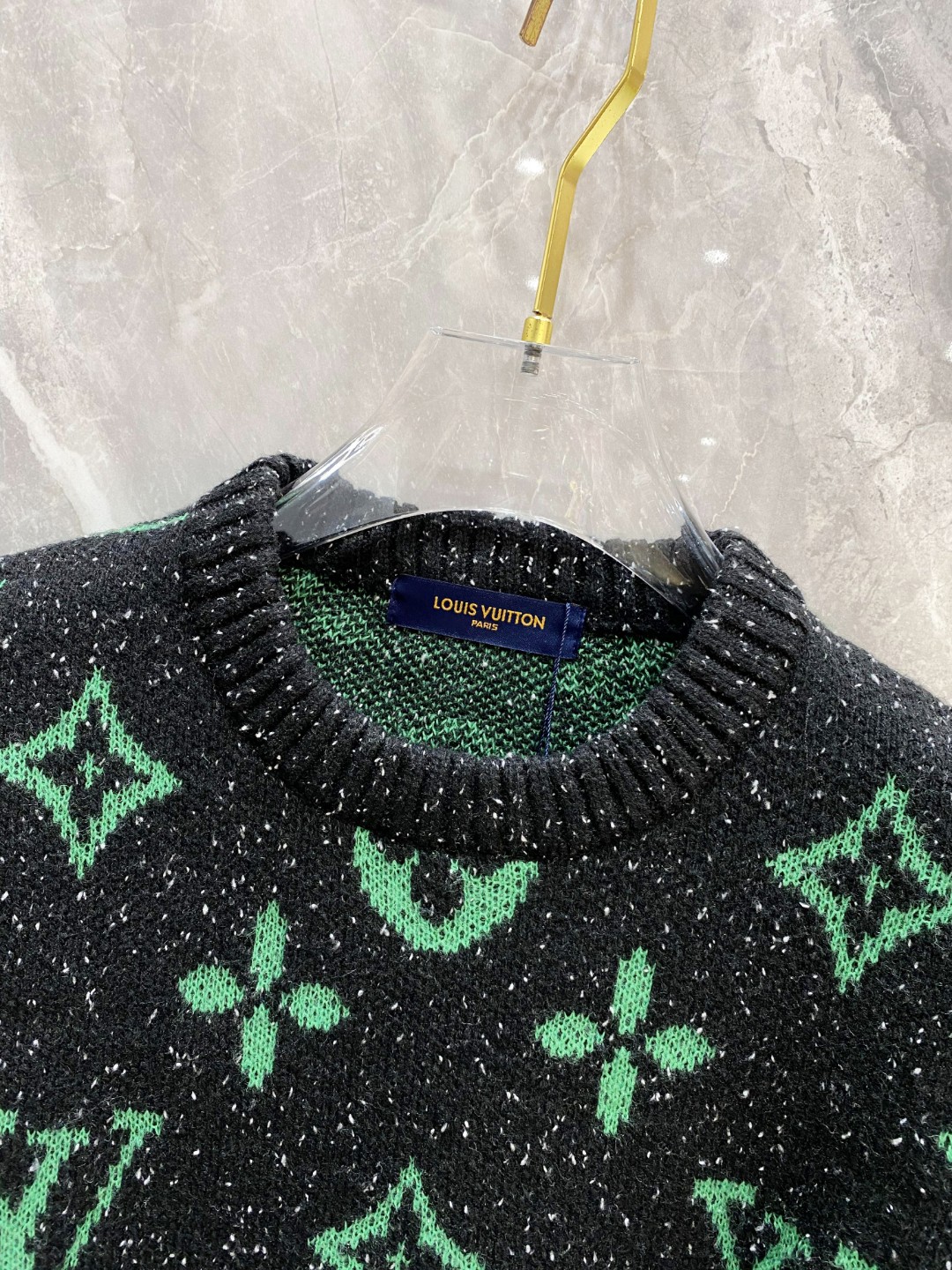 LV2025毛衣外套 2025秋冬最新系列，专柜1:1顶级复刻，全品相！加厚款，时下最流行的老钱风，老板