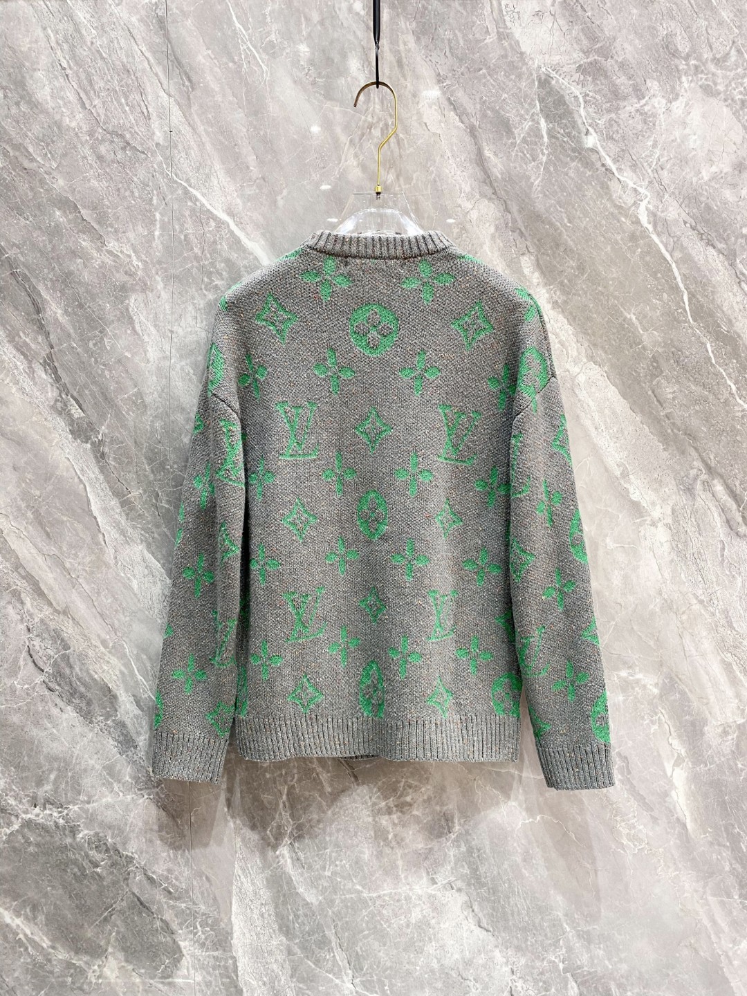 LV2025毛衣外套 2025秋冬最新系列，专柜1:1顶级复刻，全品相！加厚款，时下最流行的老钱风，老板