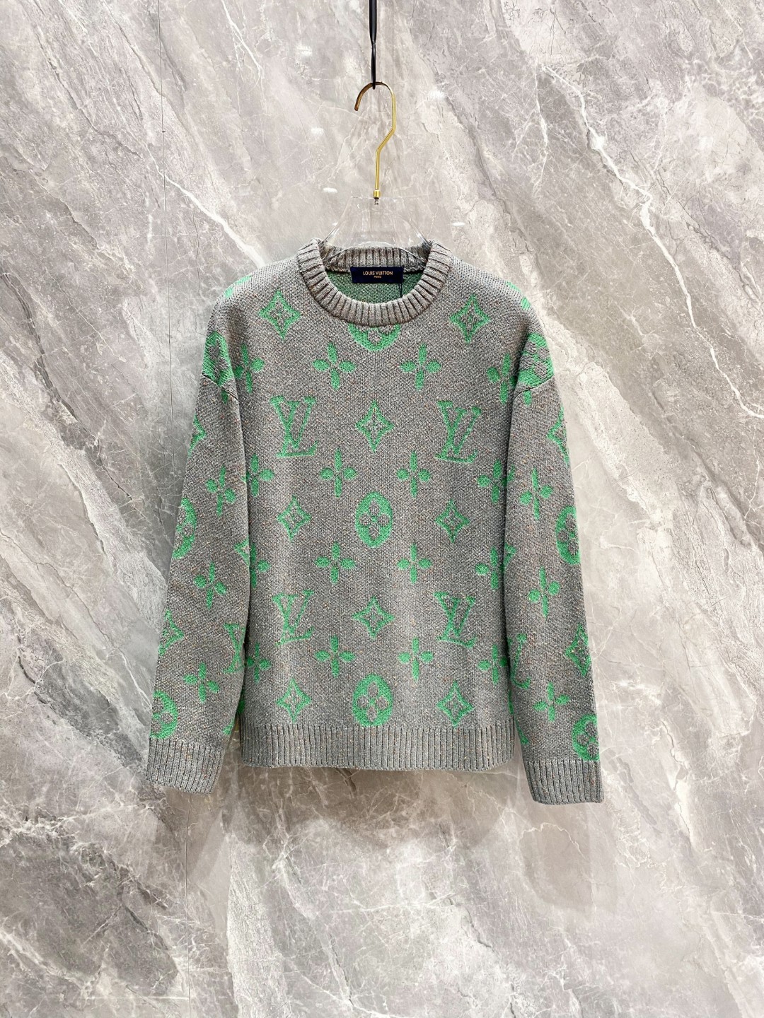 LV2025毛衣外套 2025秋冬最新系列，专柜1:1顶级复刻，全品相！加厚款，时下最流行的老钱风，老板