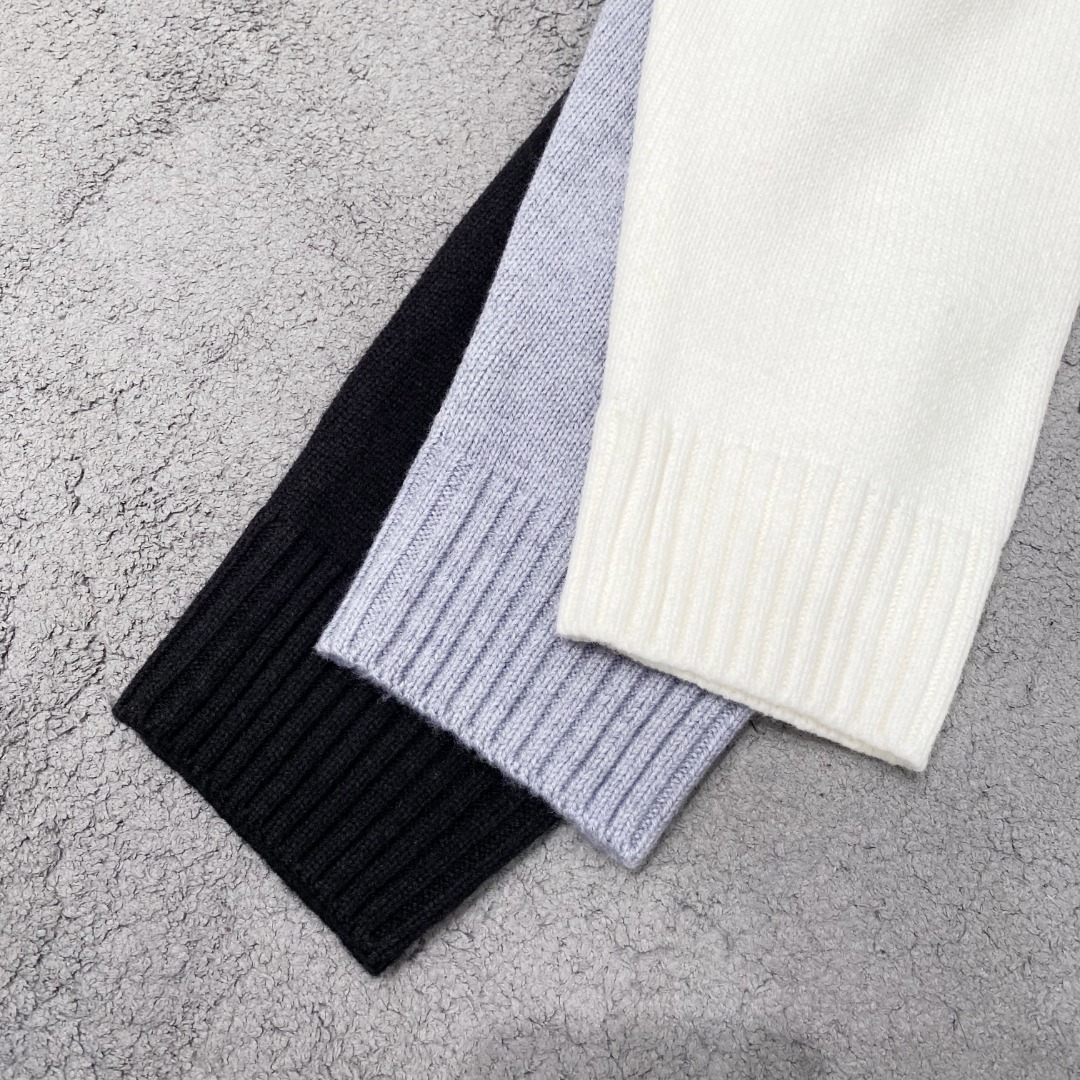 罗意威2025毛衣外套 2025秋冬最新系列，专柜1:1顶级复刻，全品相！加厚款，时下最流行的老钱风，老