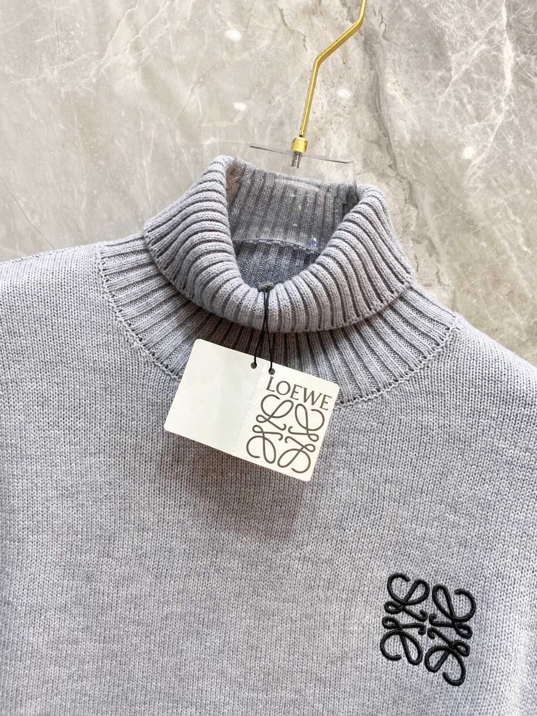 罗意威2025毛衣外套 2025秋冬最新系列，专柜1:1顶级复刻，全品相！加厚款，时下最流行的老钱风，老