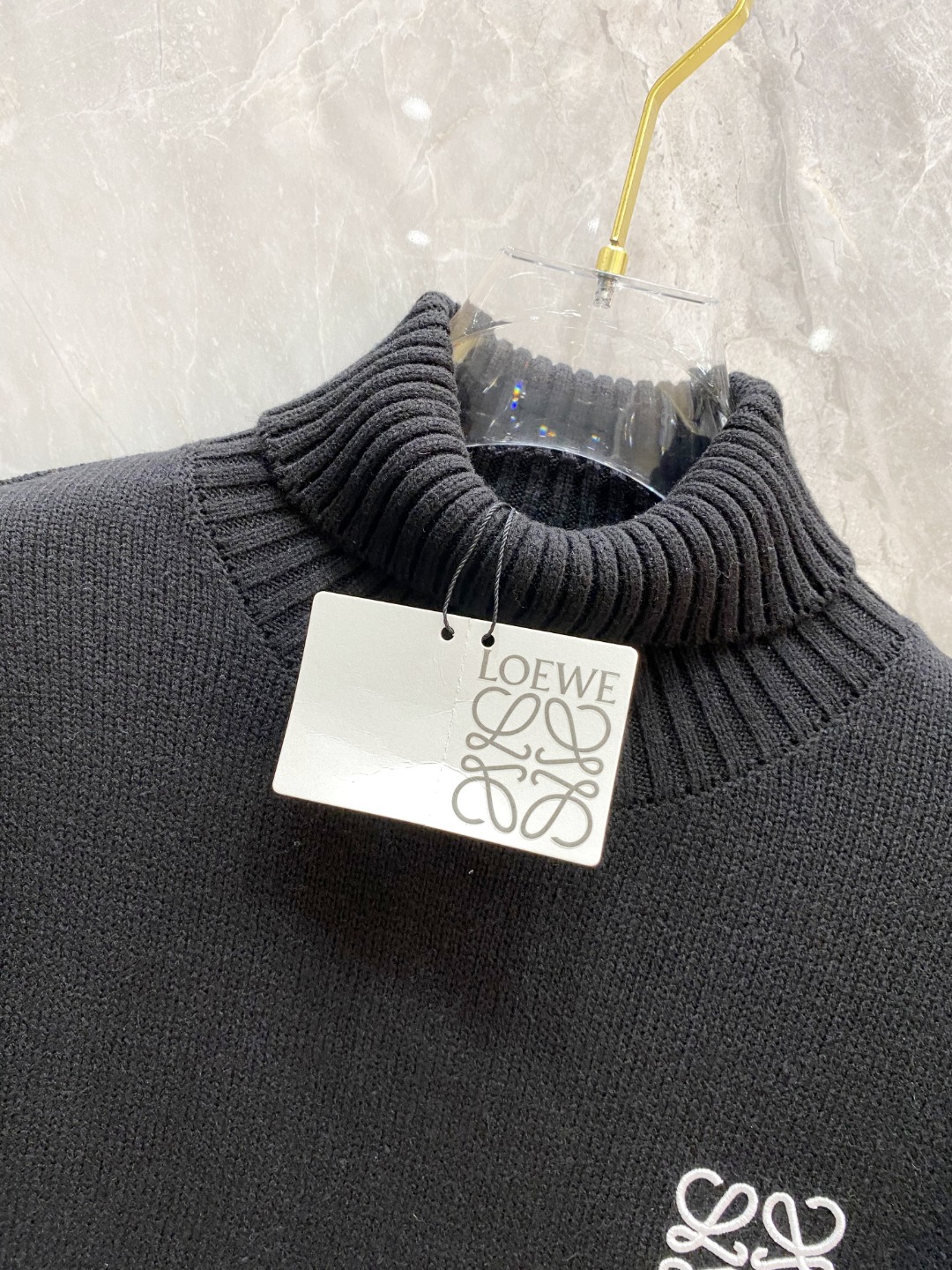 罗意威2025毛衣外套 2025秋冬最新系列，专柜1:1顶级复刻，全品相！加厚款，时下最流行的老钱风，老