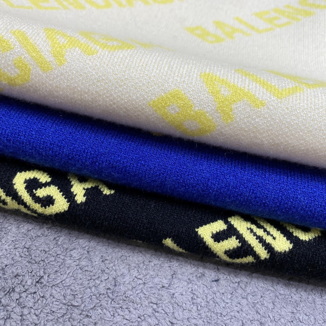 巴黎世家2025毛衣外套 2025秋冬最新系列，专柜1:1顶级复刻，全品相！加厚款，时下最流行的老钱风，