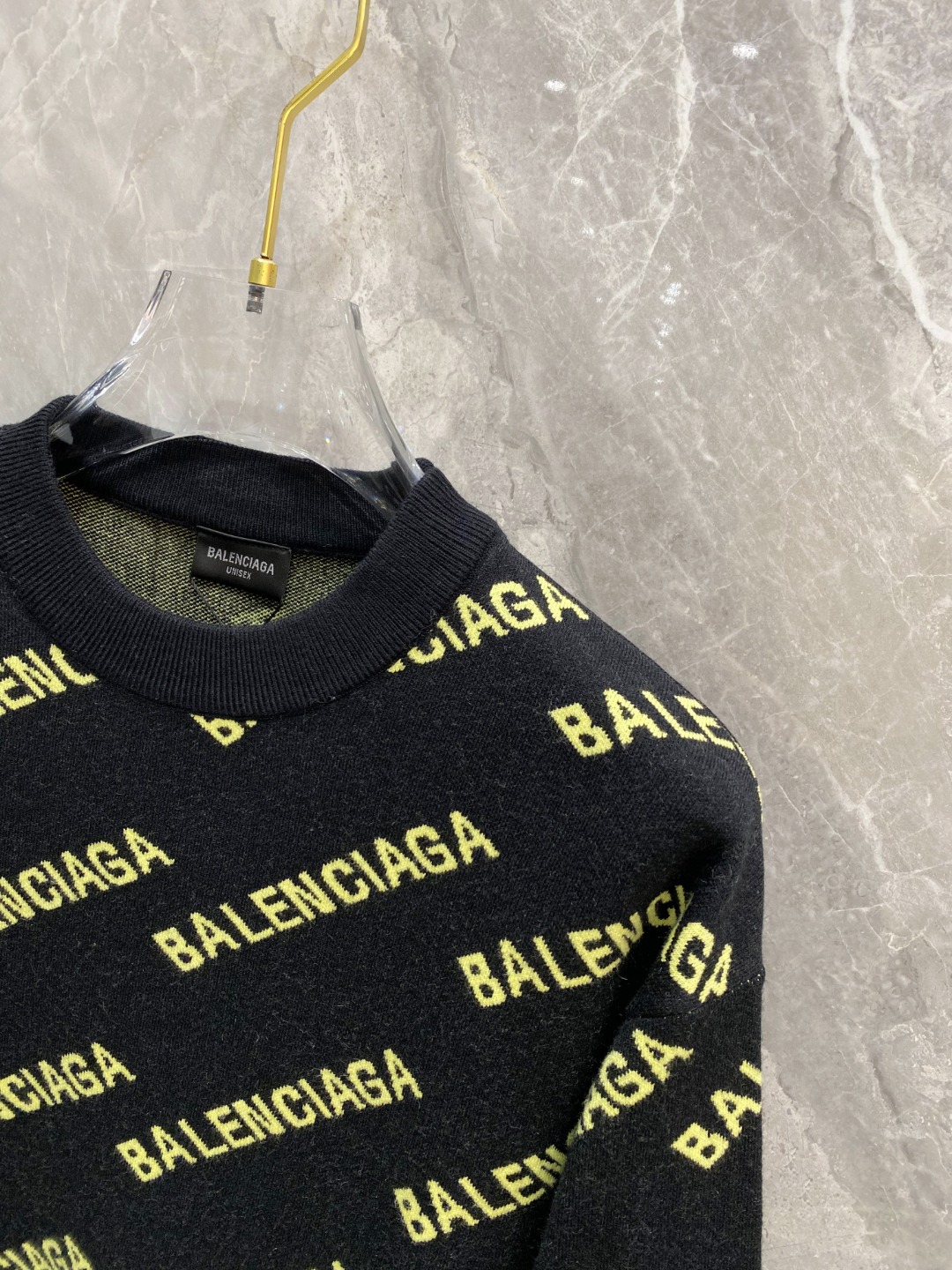 巴黎世家2025毛衣外套 2025秋冬最新系列，专柜1:1顶级复刻，全品相！加厚款，时下最流行的老钱风，