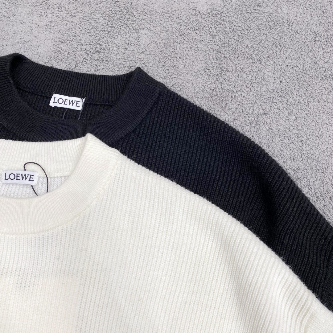 罗意威2025毛衣外套 2025秋冬最新系列，专柜1:1顶级复刻，全品相！加厚款，时下最流行的老钱风，老