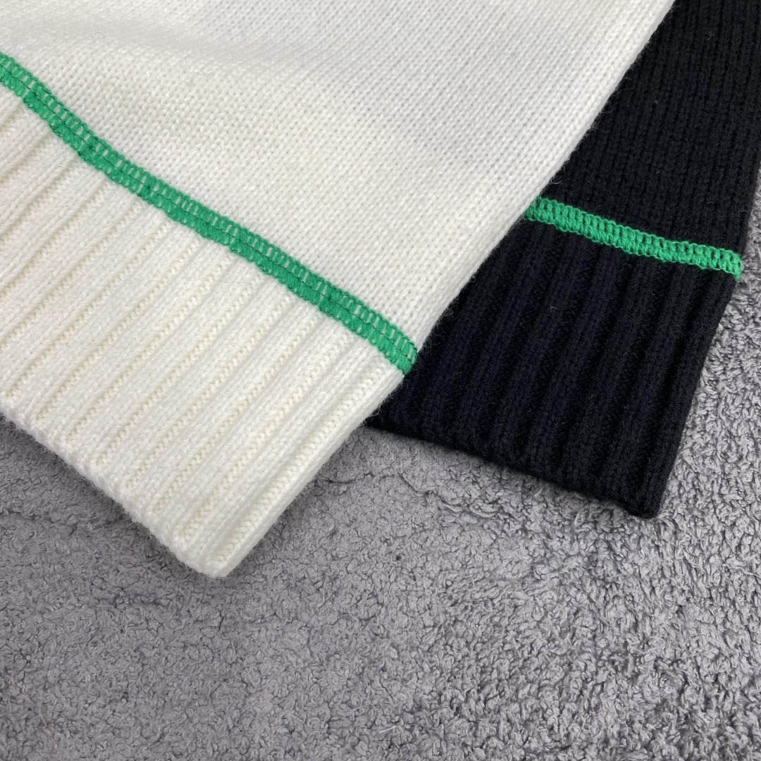 普拉达2025毛衣外套 2025秋冬最新系列，专柜1:1顶级复刻，全品相！加厚款，时下最流行的老钱风，老