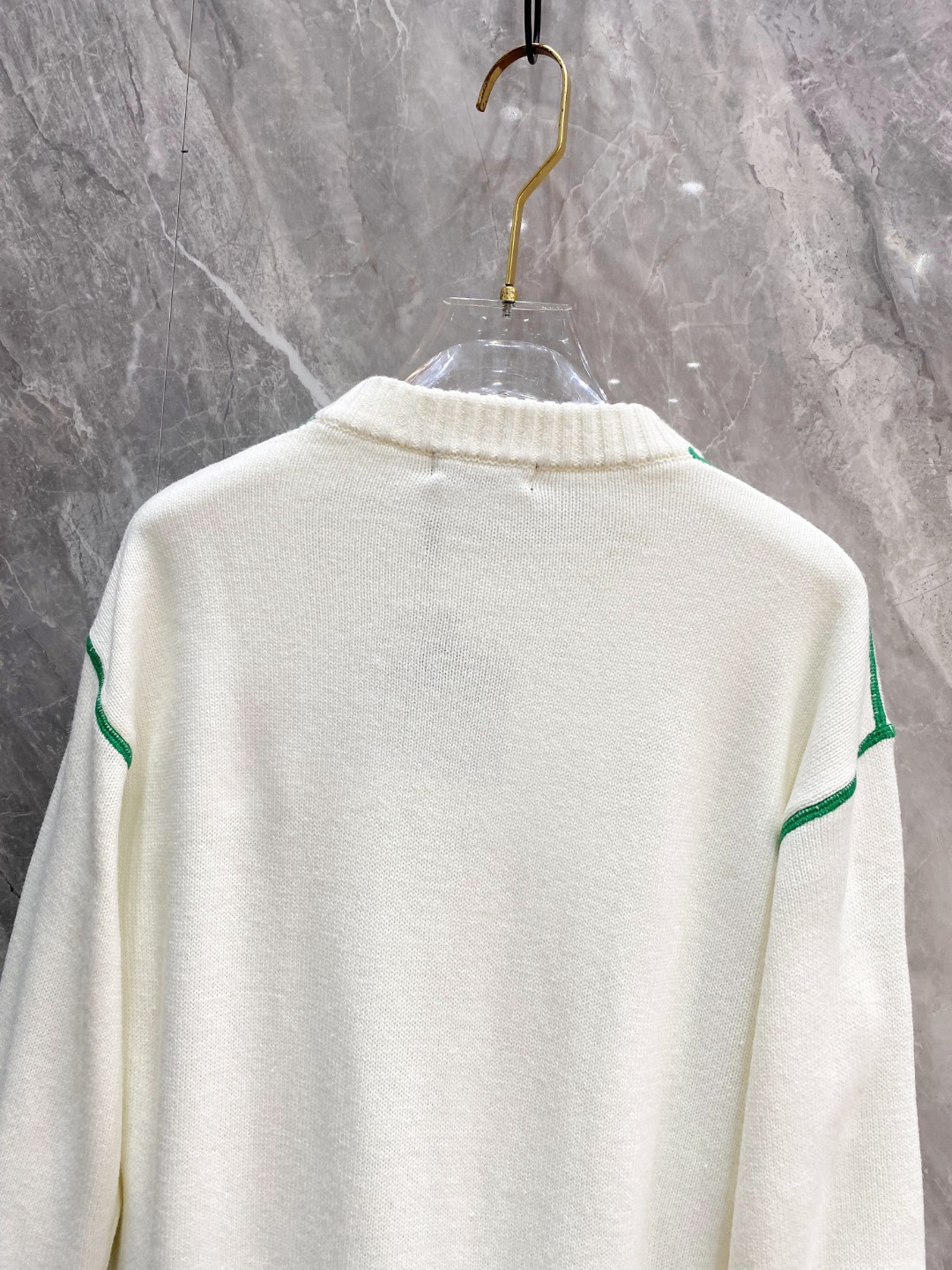 普拉达2025毛衣外套 2025秋冬最新系列，专柜1:1顶级复刻，全品相！加厚款，时下最流行的老钱风，老