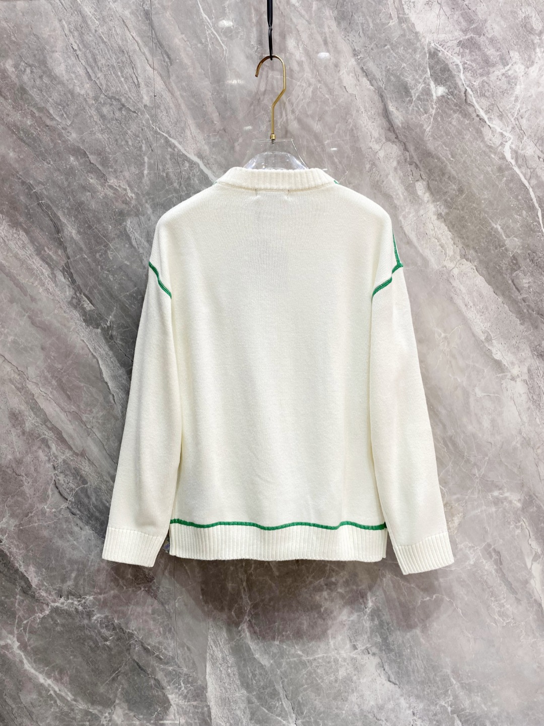 普拉达2025毛衣外套 2025秋冬最新系列，专柜1:1顶级复刻，全品相！加厚款，时下最流行的老钱风，老