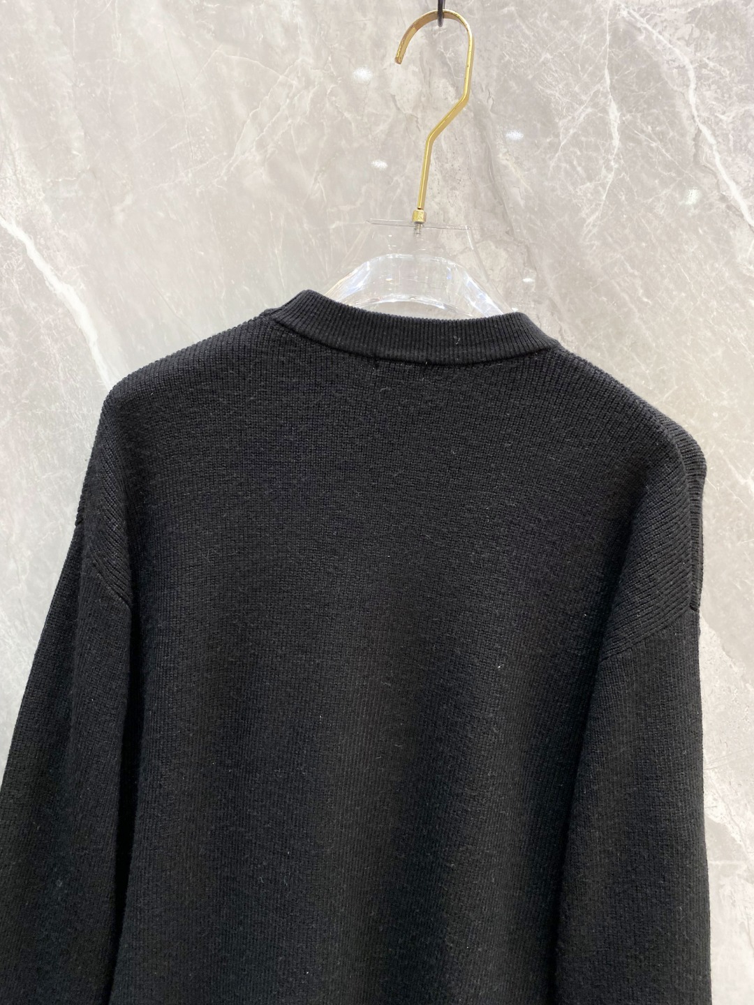 .. 罗意威毛衣 2025秋冬最新系列，专柜1:1顶级复刻，顶级版本！厚薄适中，可以穿一整个冬天 潮人必