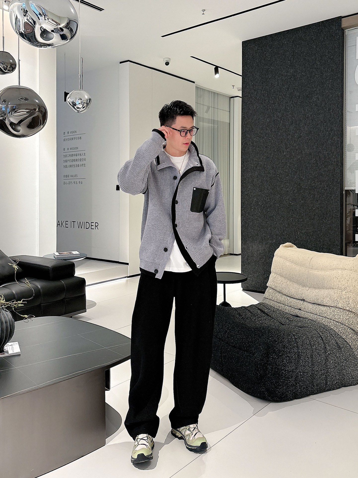 罗意威 2025毛衣外套 2025秋冬最新系列，专柜1:1顶级复刻，全品相！加厚款，时下最流行的老钱风，