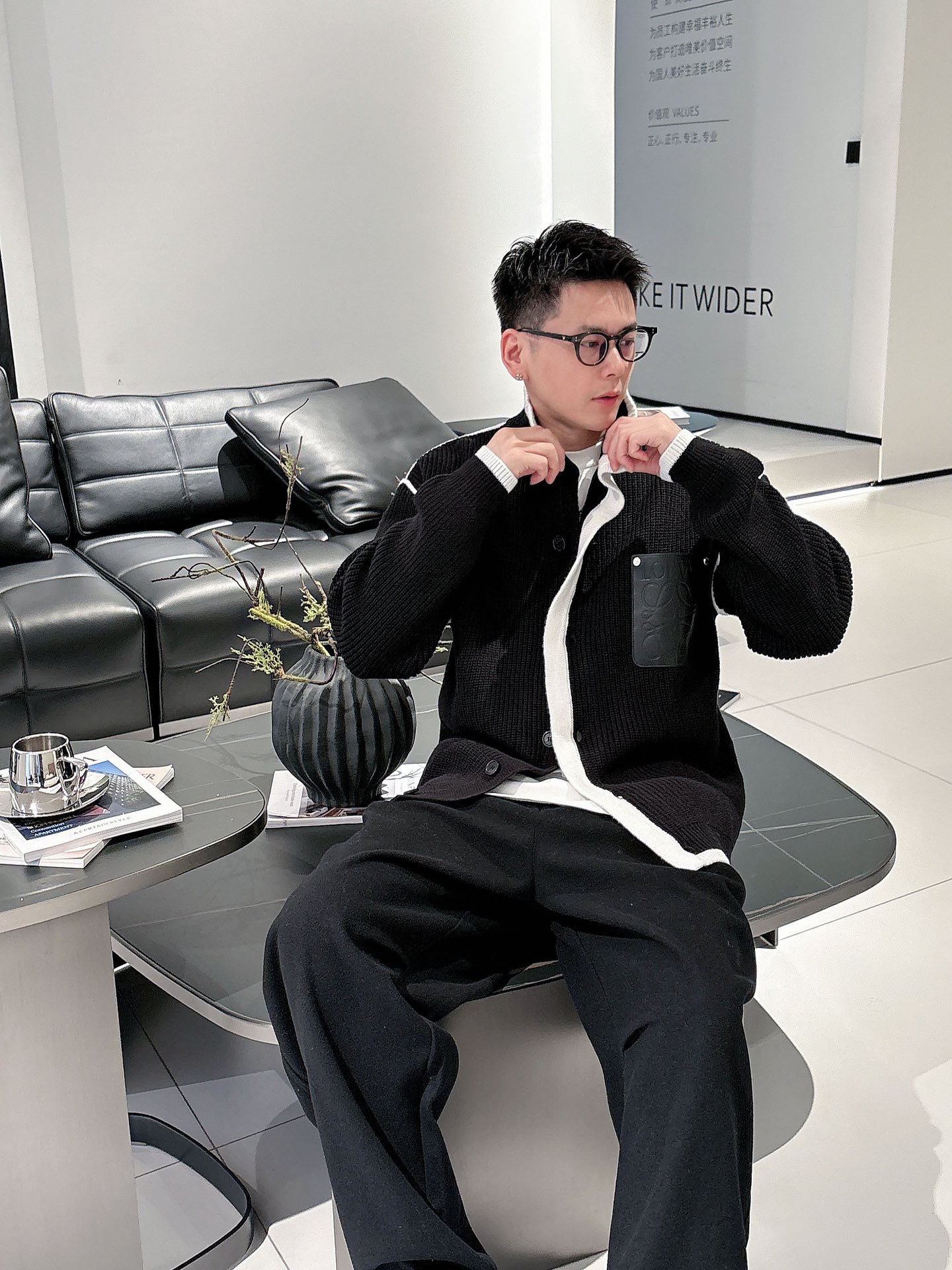 罗意威 2025毛衣外套 2025秋冬最新系列，专柜1:1顶级复刻，全品相！加厚款，时下最流行的老钱风，