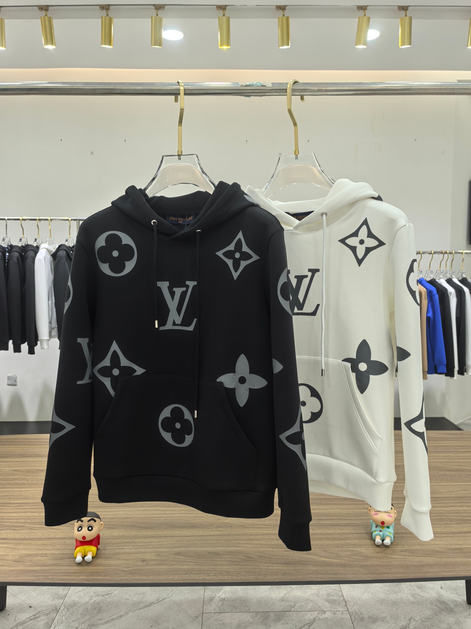 、Lv 2025早秋  新款卫衣，高品质，顶级版本贸易公司渠道订单，海外精品独家限定发售，经典即永恒，入