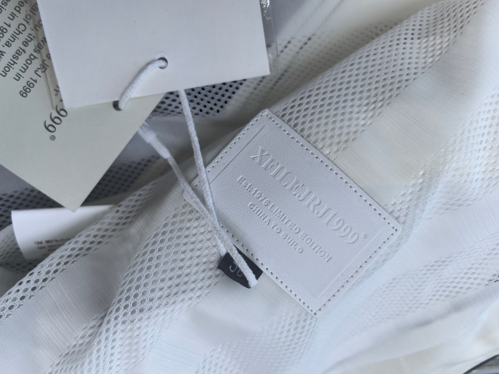 2025SS秋冬新品🆕夹克外套 系列专柜定制面料 透气舒适度高，细节无可挑剔，元素设计理念，体现高品质。