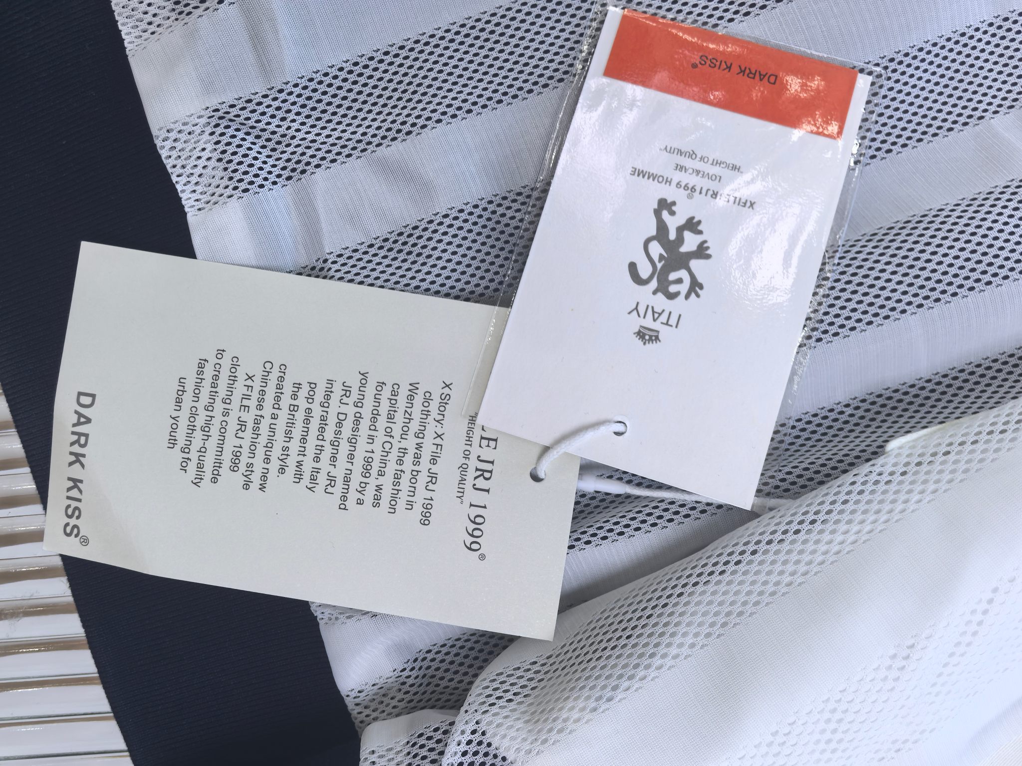 2025SS秋冬新品🆕夹克外套 系列专柜定制面料 透气舒适度高，细节无可挑剔，元素设计理念，体现高品质。