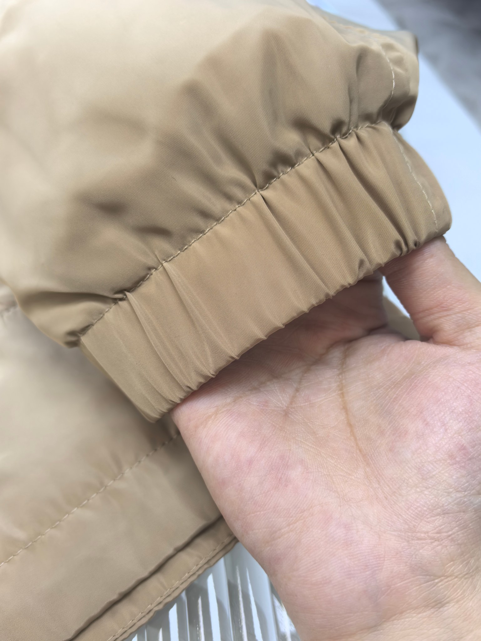 主推🌹Burberry 2025ss早秋新款发布❤️巴宝莉连帽夹克外套，秋季爆款外套，格子提花战马刺绣款