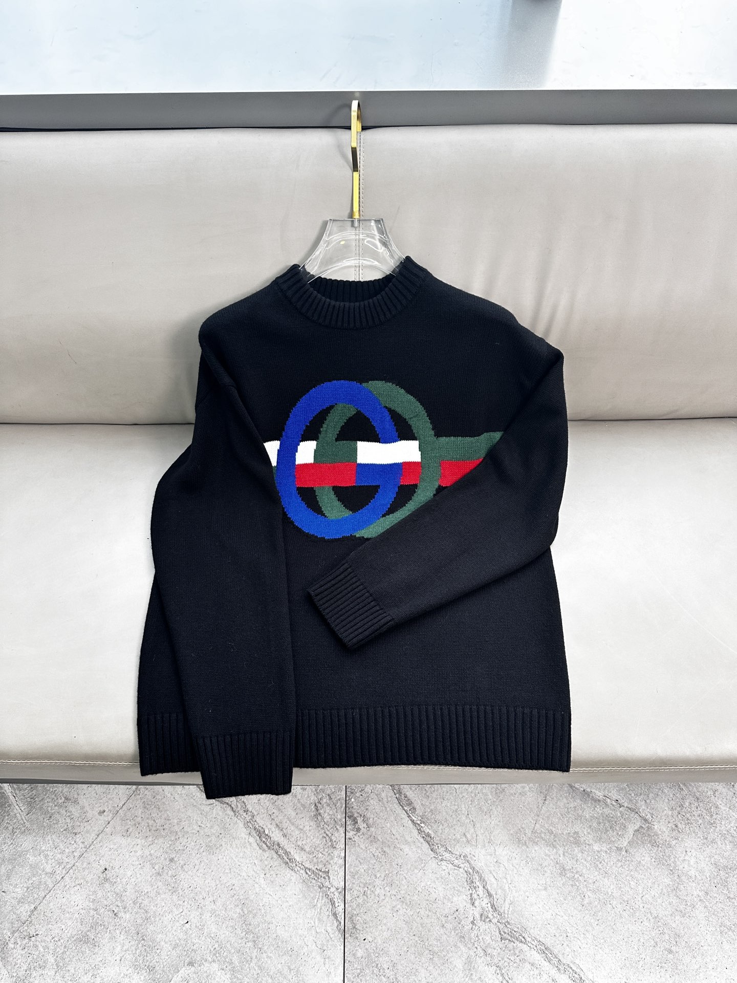 古驰 GUCCI 毛衣 2025秋冬最新系列，专柜1:1顶级复刻，顶级版本！加厚款，潮人必备单品！懂货的