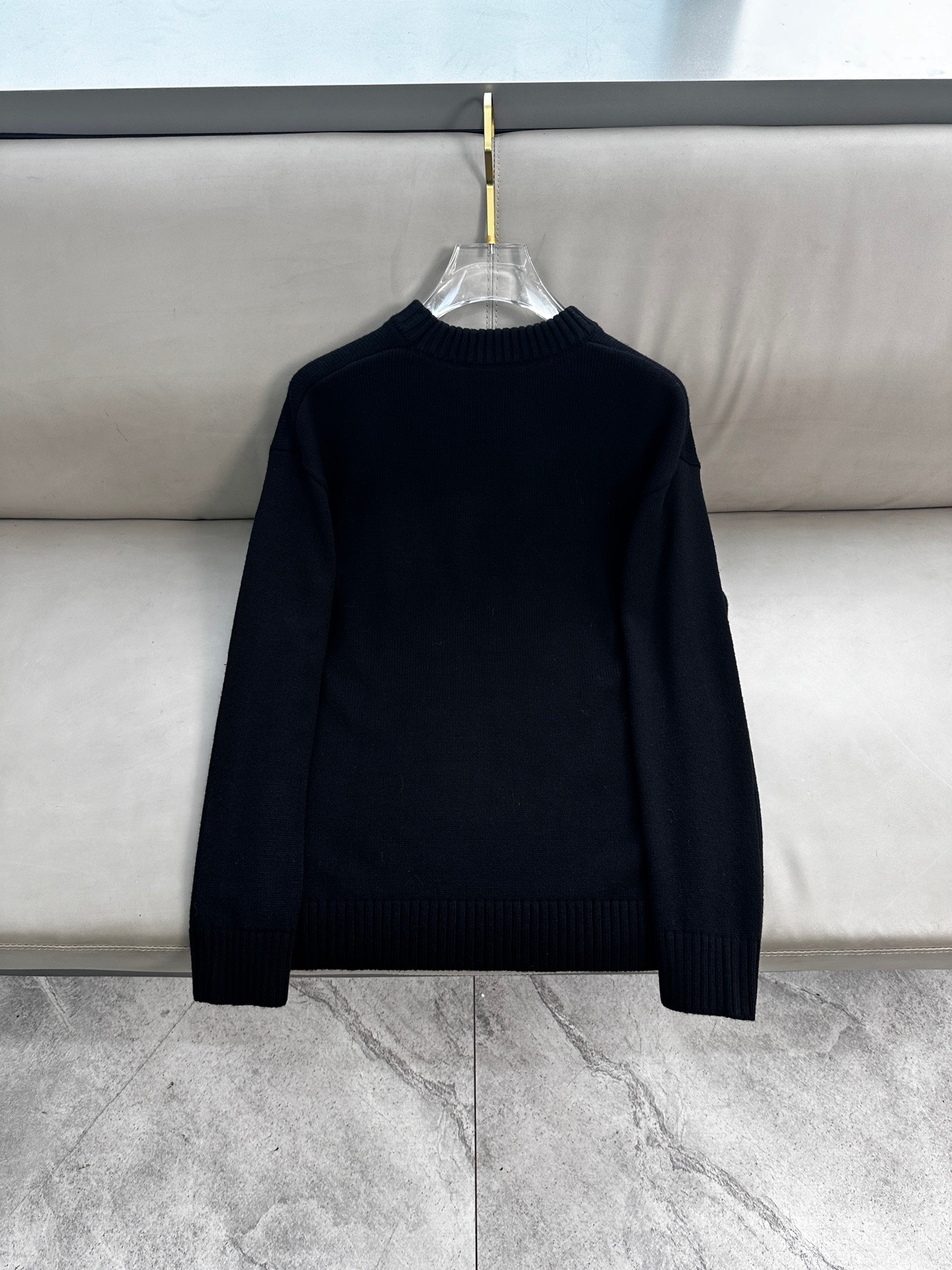 古驰 GUCCI 毛衣 2025秋冬最新系列，专柜1:1顶级复刻，顶级版本！加厚款，潮人必备单品！懂货的