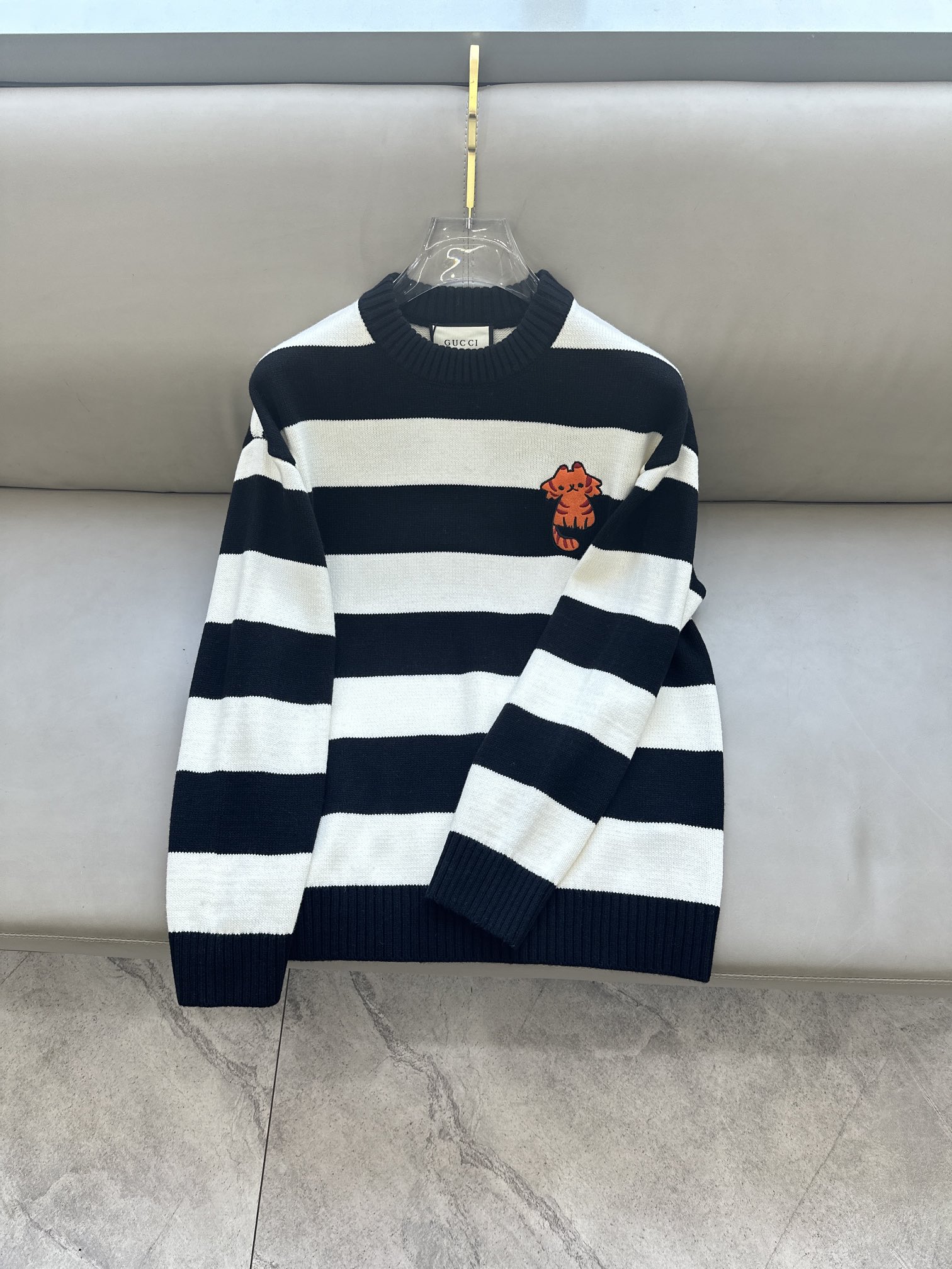 古驰 GUCCI 毛衣 2025秋冬最新系列，专柜1:1顶级复刻，顶级版本！加厚款，潮人必备单品！懂货的