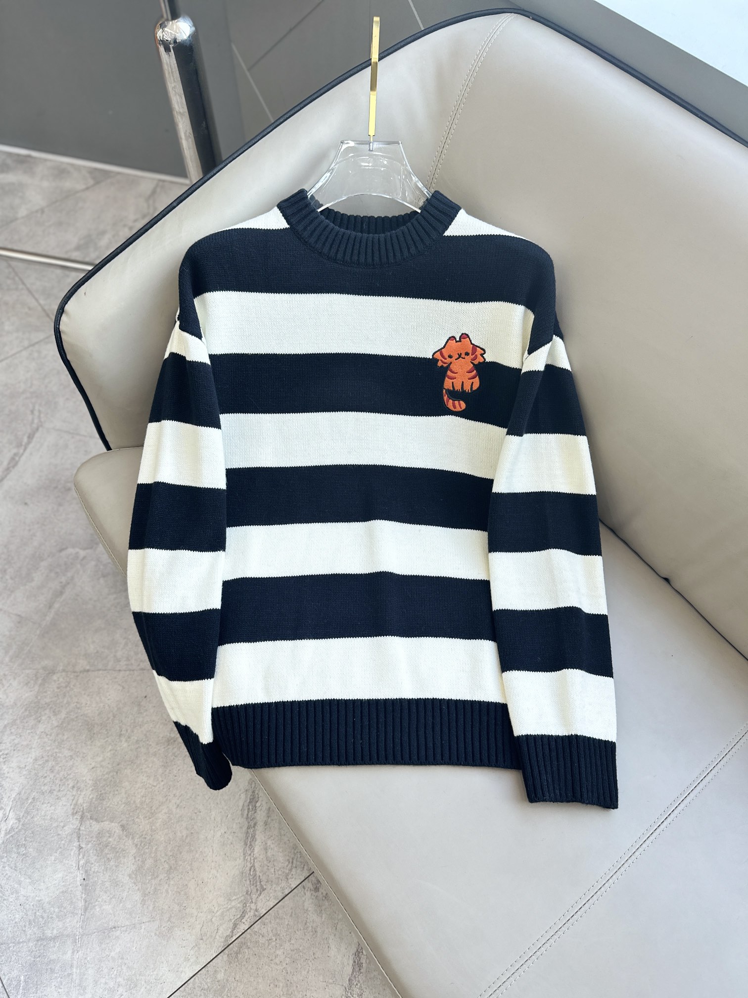 古驰 GUCCI 毛衣 2025秋冬最新系列，专柜1:1顶级复刻，顶级版本！加厚款，潮人必备单品！懂货的