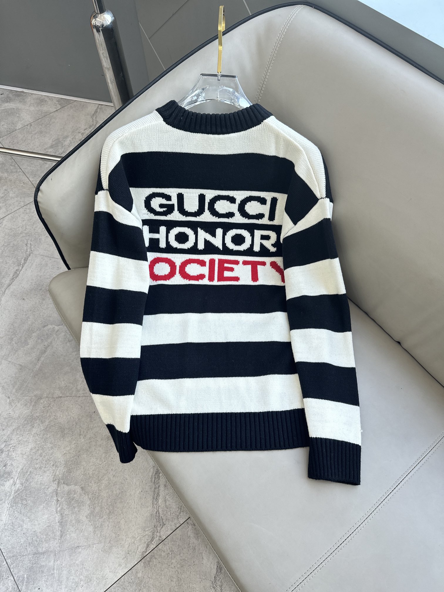 古驰 GUCCI 毛衣 2025秋冬最新系列，专柜1:1顶级复刻，顶级版本！加厚款，潮人必备单品！懂货的