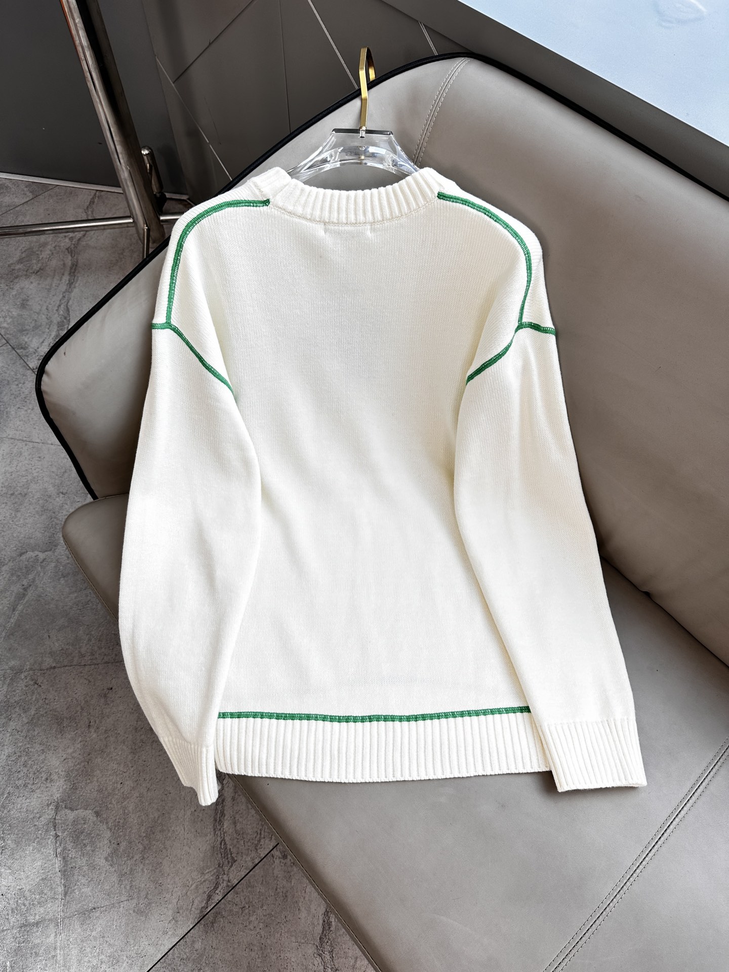 普拉达 Prada 毛衣 2025秋冬最新系列，专柜1:1顶级复刻，顶级版本！加厚款，潮人必备单品！懂货