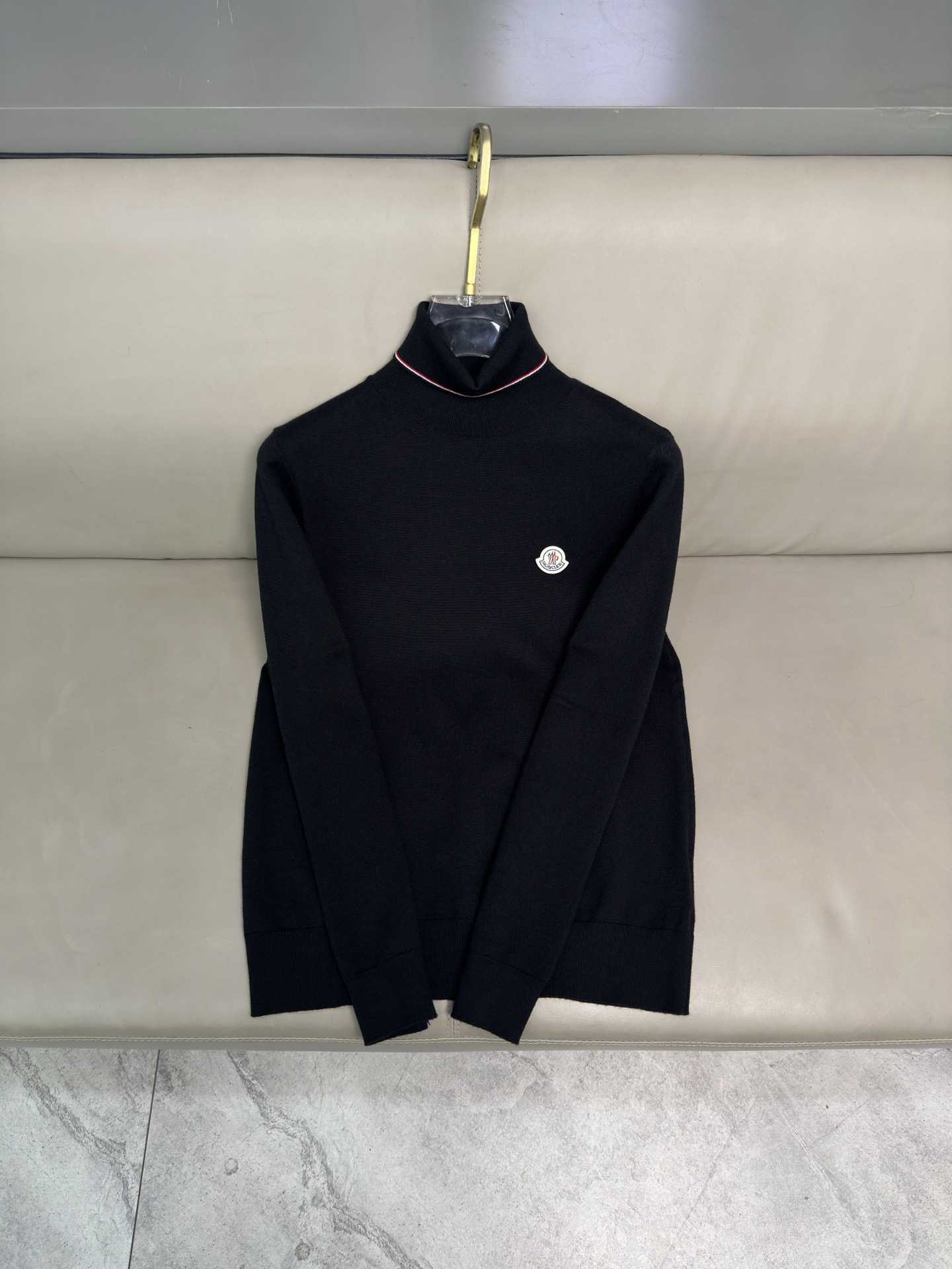 蒙口 毛衣2025秋冬最新系列，专柜1:1顶级复刻，顶级版本！加厚款，潮人必备单品！懂货的老铁赶紧下手，