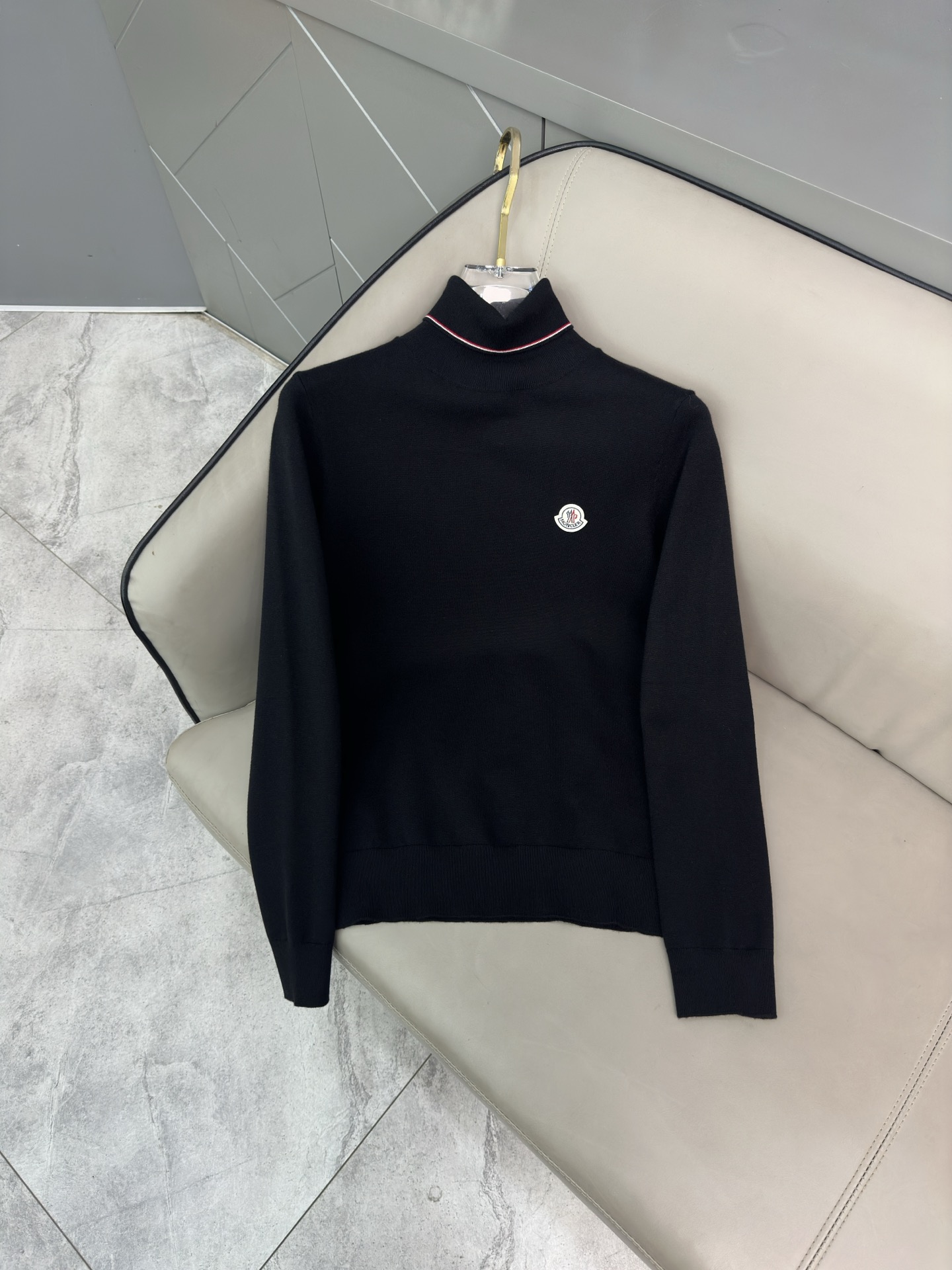 蒙口 毛衣2025秋冬最新系列，专柜1:1顶级复刻，顶级版本！加厚款，潮人必备单品！懂货的老铁赶紧下手，