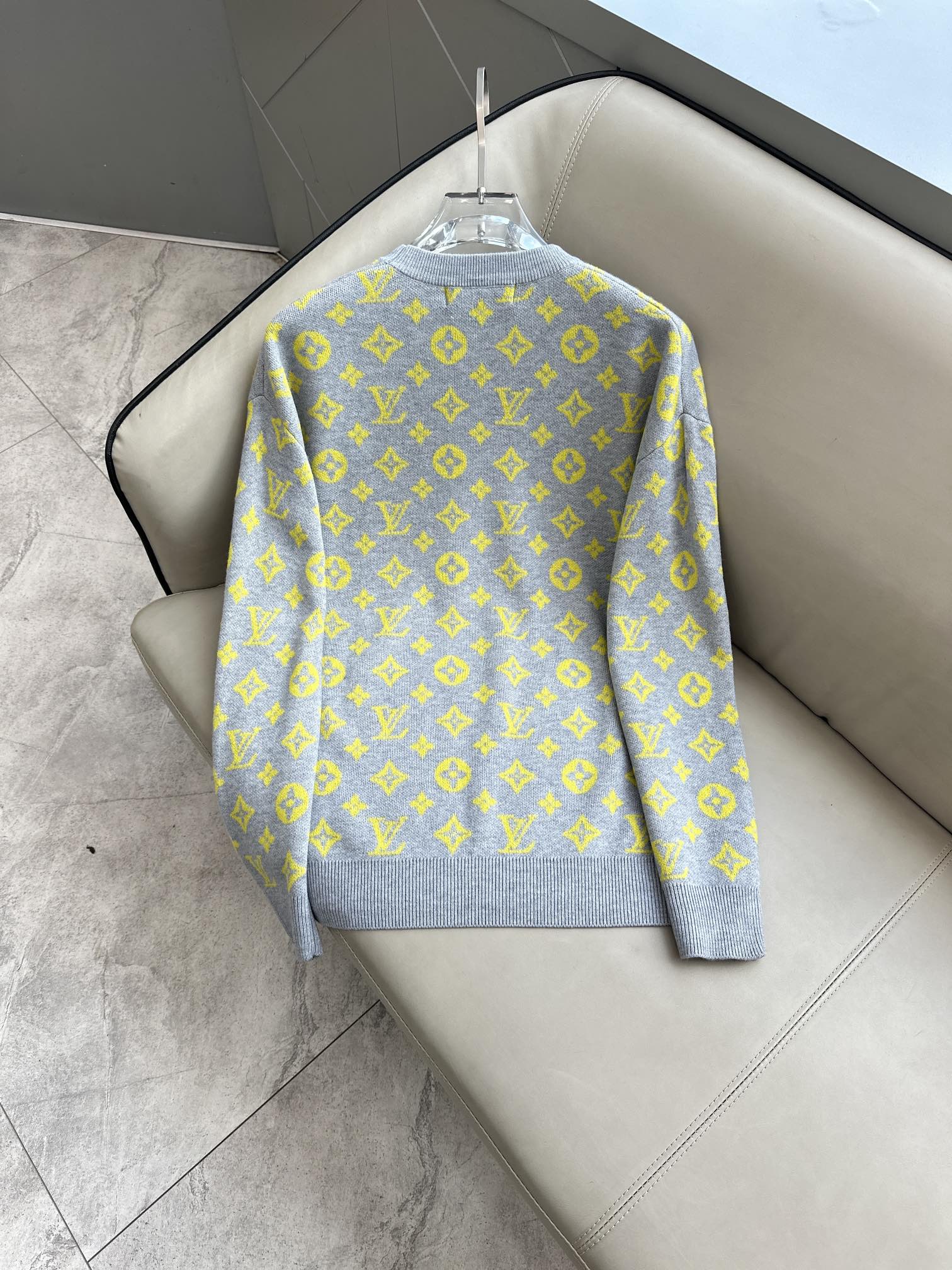 Louis Vuitton Wool Sweater: Autumn/Winter Collection, Premium Quality 10 a1758519517230 2555