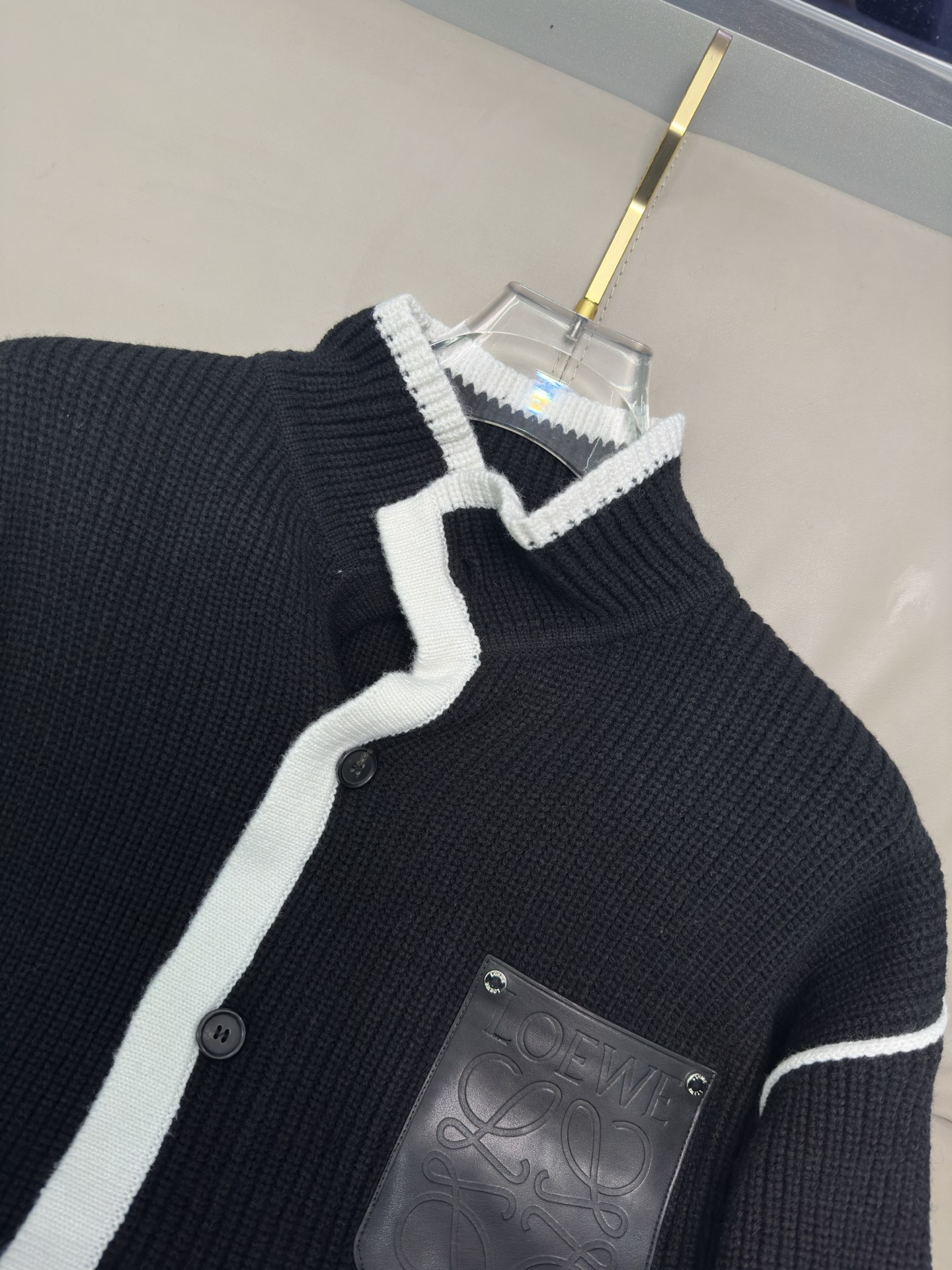 罗意威 毛衣2025秋冬最新系列，专柜1:1顶级复刻，顶级版本！加厚款，潮人必备单品！懂货的老铁赶紧下手