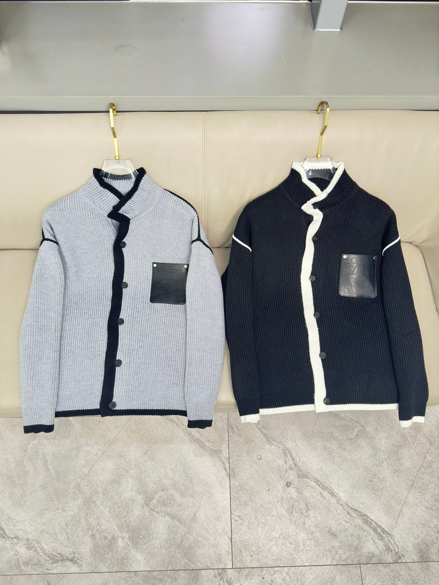 罗意威 毛衣2025秋冬最新系列，专柜1:1顶级复刻，顶级版本！加厚款，潮人必备单品！懂货的老铁赶紧下手