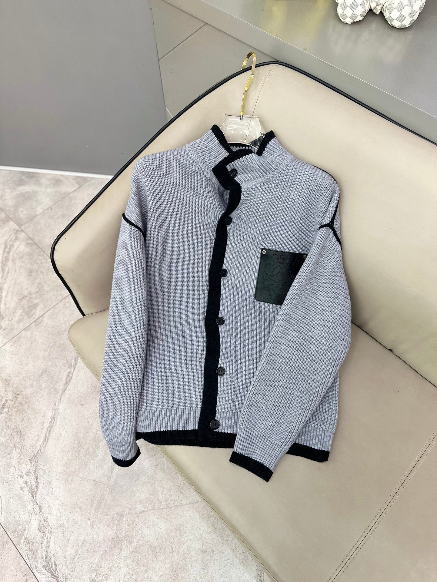 罗意威 毛衣2025秋冬最新系列，专柜1:1顶级复刻，顶级版本！加厚款，潮人必备单品！懂货的老铁赶紧下手