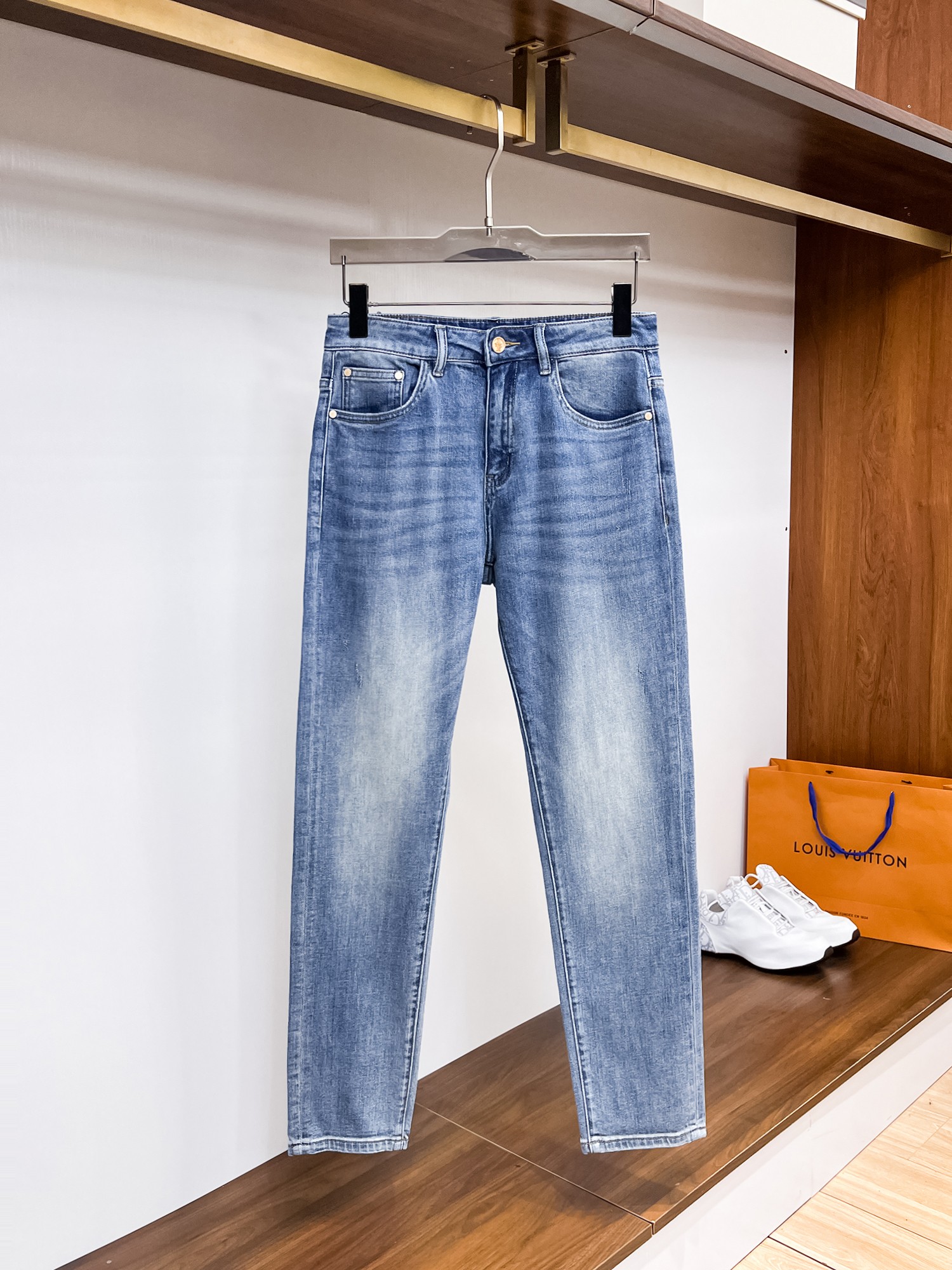 NO:119077,2025 early spring new style, veiled jeans, classic, never out of date, number of 29--38,, Moncler, jeans, alexander wang198609092025早春新款 蒙口 牛仔裤 经典永不过时 码数29--38,,Moncler,jeans,alexander wang,Men's clothing