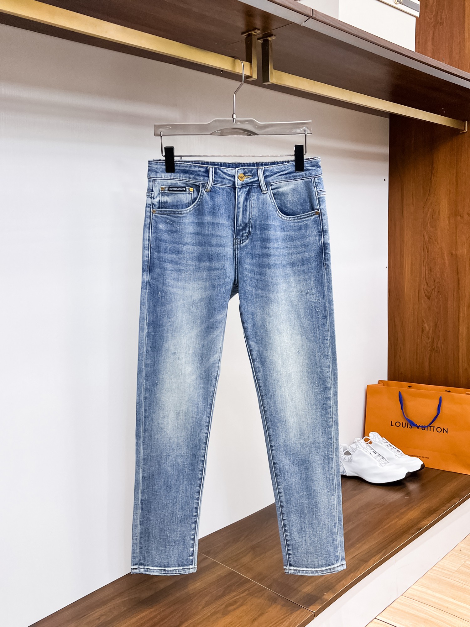 NO:119079,2025 early spring new style jeans classic Armani nostalgic style 29--38, Armani, jeans, alexander wang198609092025早春新款 牛仔裤 经典Armani怀旧风格 码数29--38,,armani,jeans,alexander wang,Men's clothing