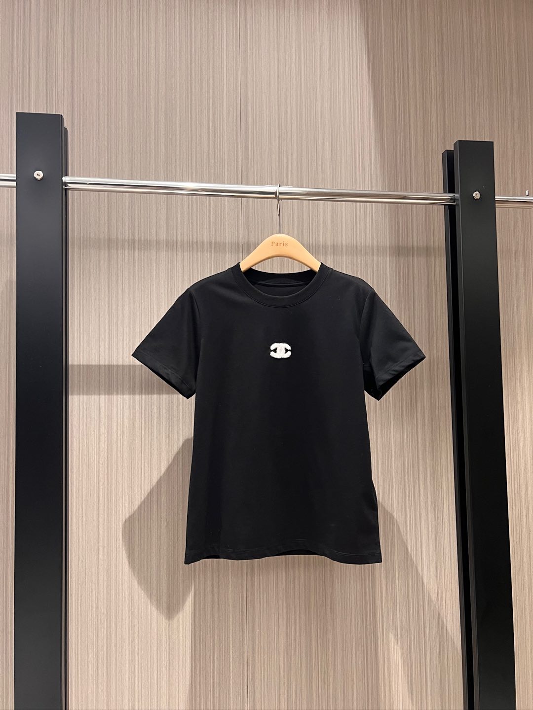 NO:295354,New embroidered wool double C minimalist T-shirt small style, simple slim fit and age-reducing versatile black and white SML, tees, t-shirt, alexander wang19860909新款刺绣毛线双C极简T恤小版型 简单修身减龄百搭 黑白 SML,,tees，t-shirt,alexander wang,Women's clothing