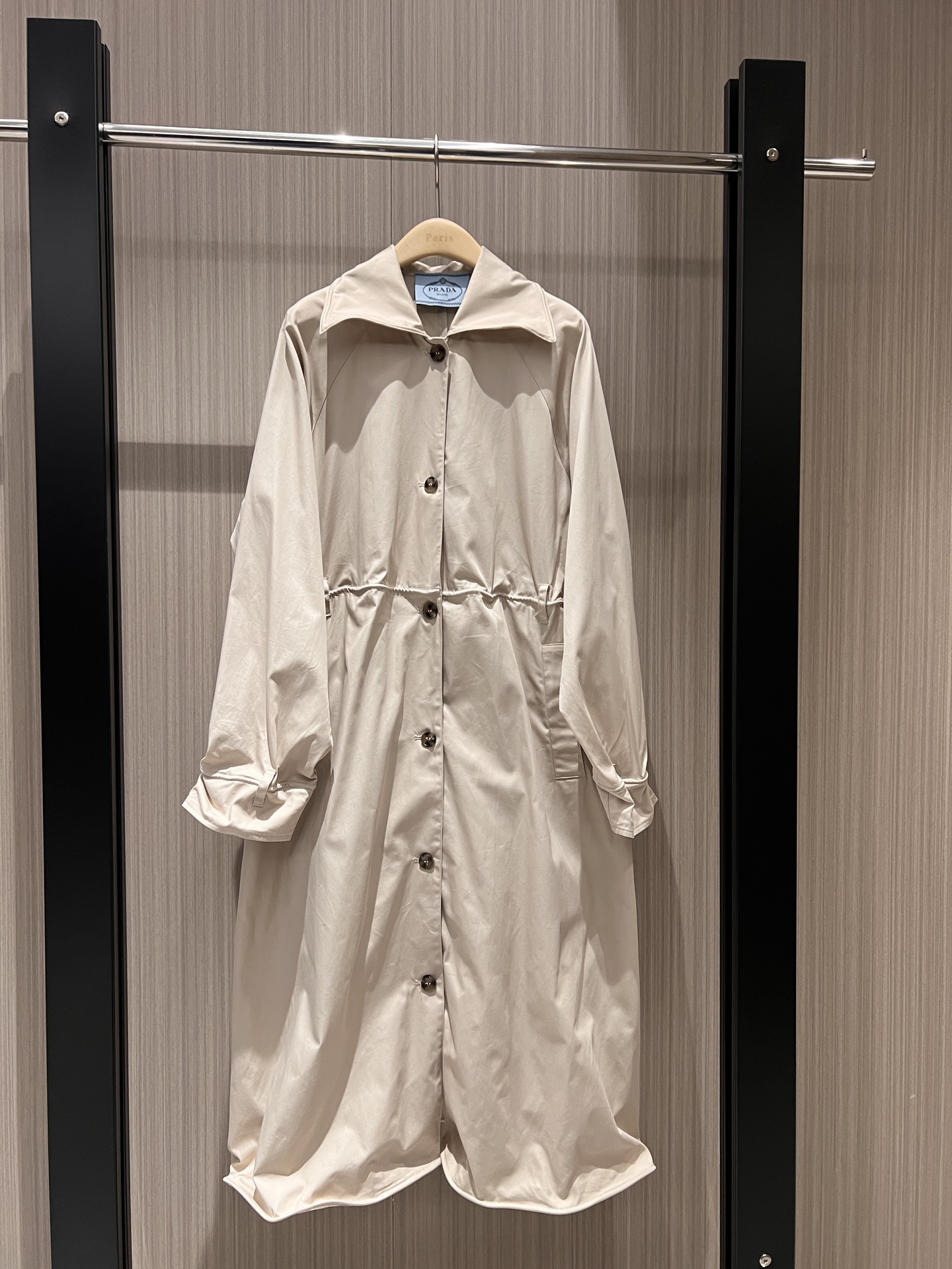 NO:308341,New built-in aluminum wire design, show style long windbreaker jacket can freely create effect, fashionable items are loose and casual, full of aura, Khaki pink SML,, jackets & coats,alexander wang19860909新款内置铝丝设计 秀款凹造型长款风衣外套可自由塑造效果 时髦单品宽松休闲 气场十足 卡其粉色 SML,,jackets & coats,alexander wang,Women's clothing