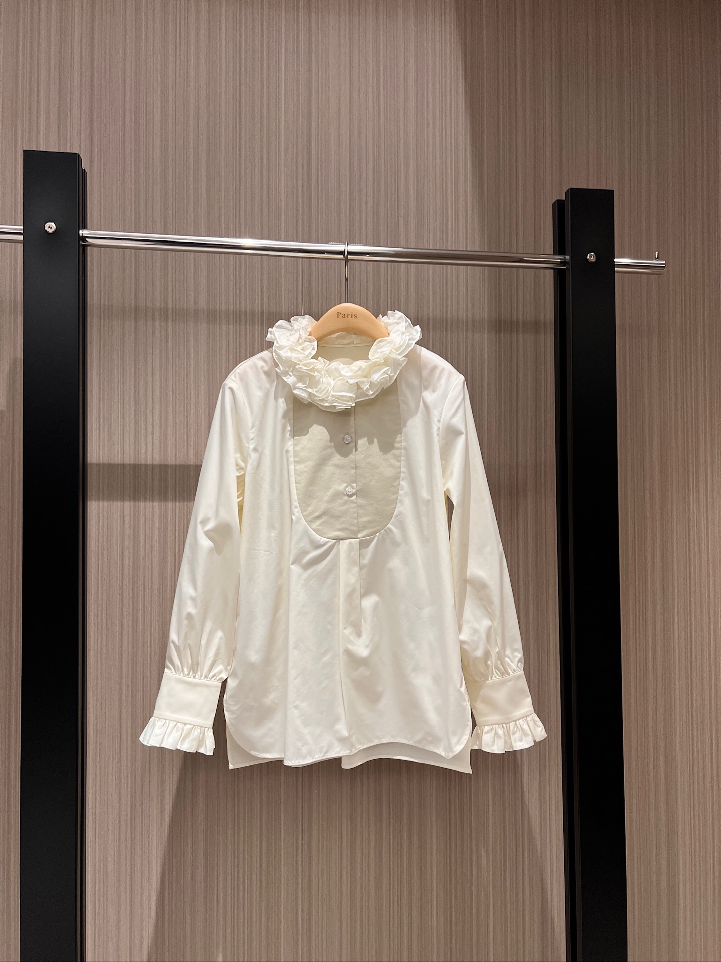 NO:314478,New multi-layer three-dimensional lace collar shirt, different fabric color-blocking cuffs are also spliced ​​with lace decoration, sweet temperament, ladylike and age-reducing versatile SML,,alexander wang19860909新款多层立体花边领衬衣 不同面料拼色袖口也拼接花边装饰 甜美气质 淑女范减龄百搭 SML,,alexander wang,Women's clothing