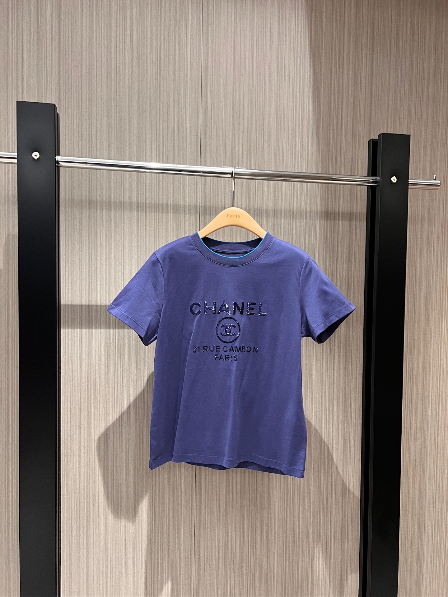 NO:314486,New embroidered sequin logo letter T-shirt small style, slim and slim, age-reducing versatile dark blue white SML, tees, t-shirt, alexander wang19860909新款刺绣亮片logo字母T恤小版型 修身显瘦 减龄百搭深蓝白色 SML,,tees，t-shirt,alexander wang,Women's clothing