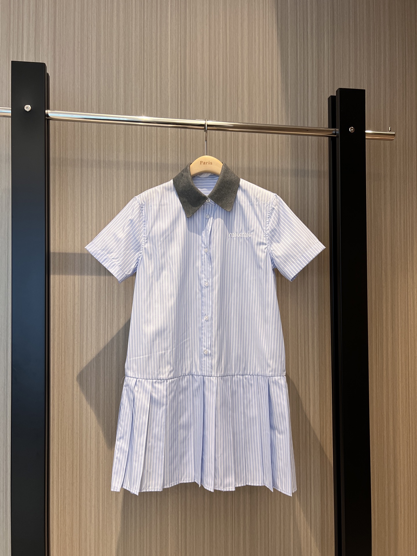 NO:316393,New style recommended college style knitted collar spliced ​​embroidered logo letter striped pleated dress, fixed ribbed knitted collar casual loose, refreshing and age-reducing cute and versatile SML, skirts, alexander wang19860909新款推荐学院风 针织领拼接刺绣logo字母条纹百褶连衣裙 定织罗纹针织衣领休闲宽松 清爽减龄可爱百搭 SML,,skirts,alexander wang,Women's clothing