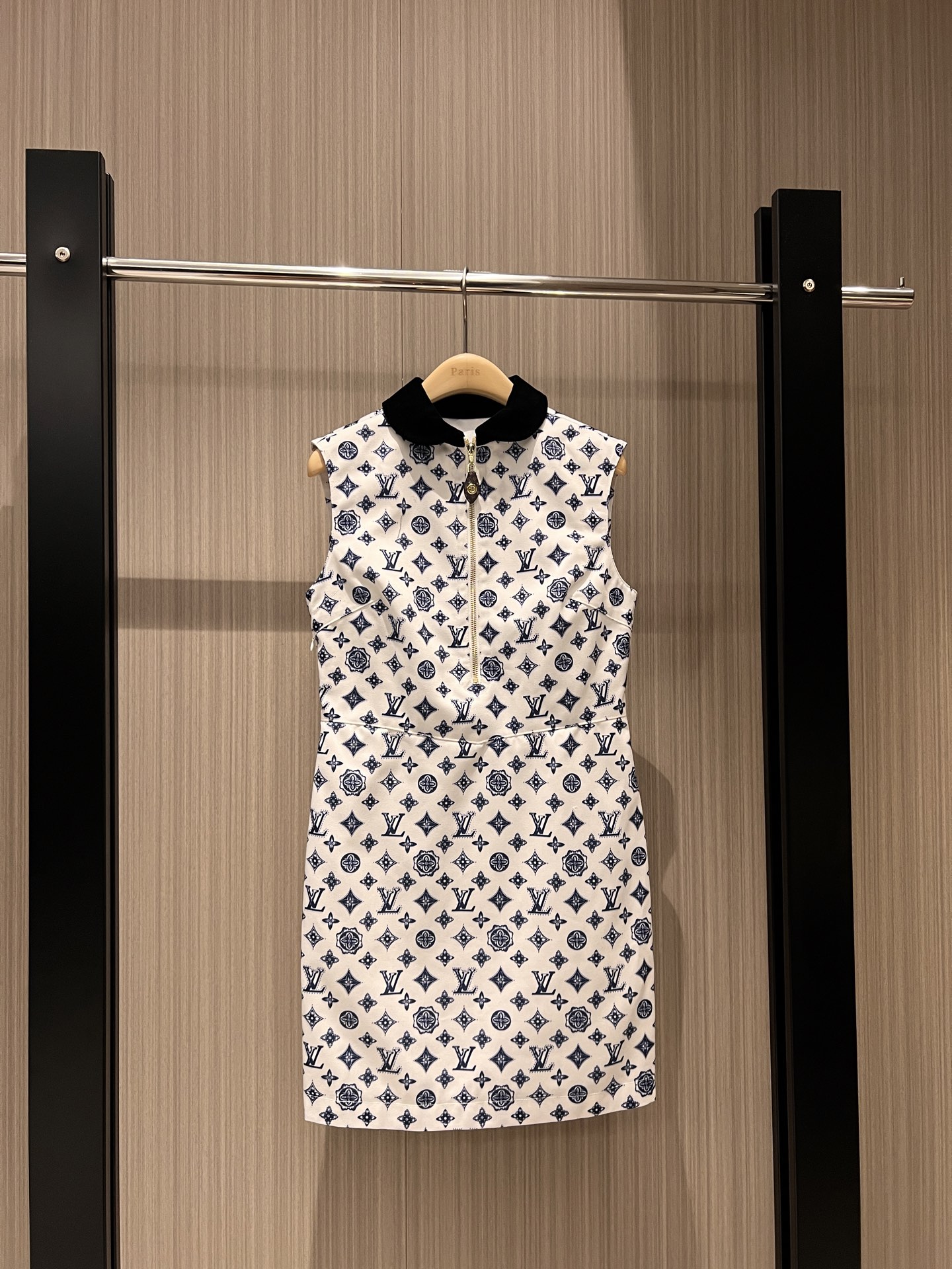 NO:316401,New spliced ​​velvet doll collar old-fashioned dress sleeveless vest skirt slim fit and slim temperament, age-reducing SML, skirts, alexander wang19860909新款拼接丝绒娃娃领老花连衣裙无袖背心裙 修身显瘦 气质减龄SML,,skirts,alexander wang,Women's clothing