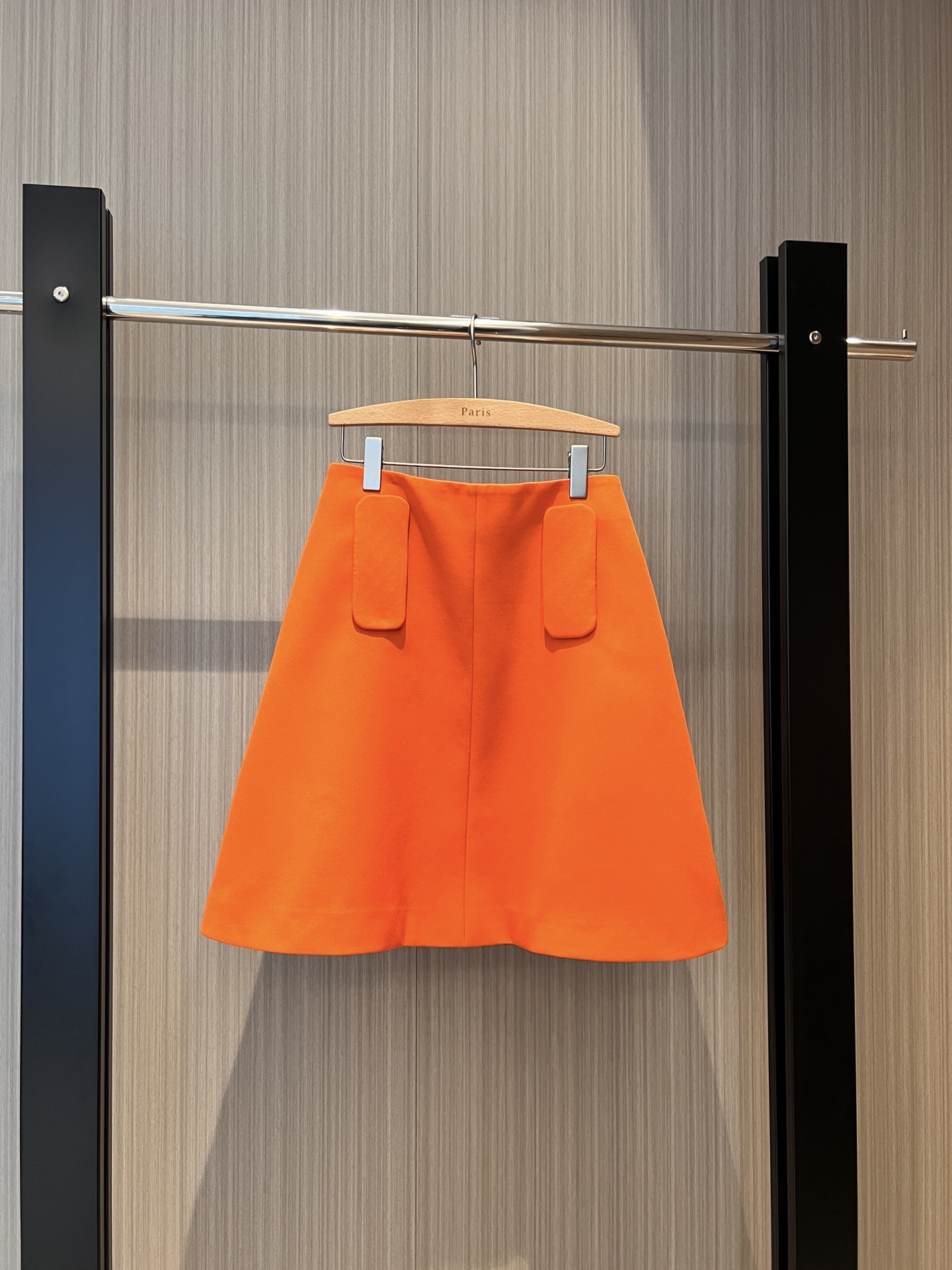 NO:316892,New style Chen Haoyu Zhu same style, catwalk style patch decorative A-line skirt, fashionable items on both sides of pockets, versatile temperament SML, skirts, alexander wang19860909新款陈昊宇 朱珠同款 走秀款贴布装饰A字半裙中裙 两侧口袋时髦单品 气质百搭 SML,,skirts,alexander wang,Women's clothing