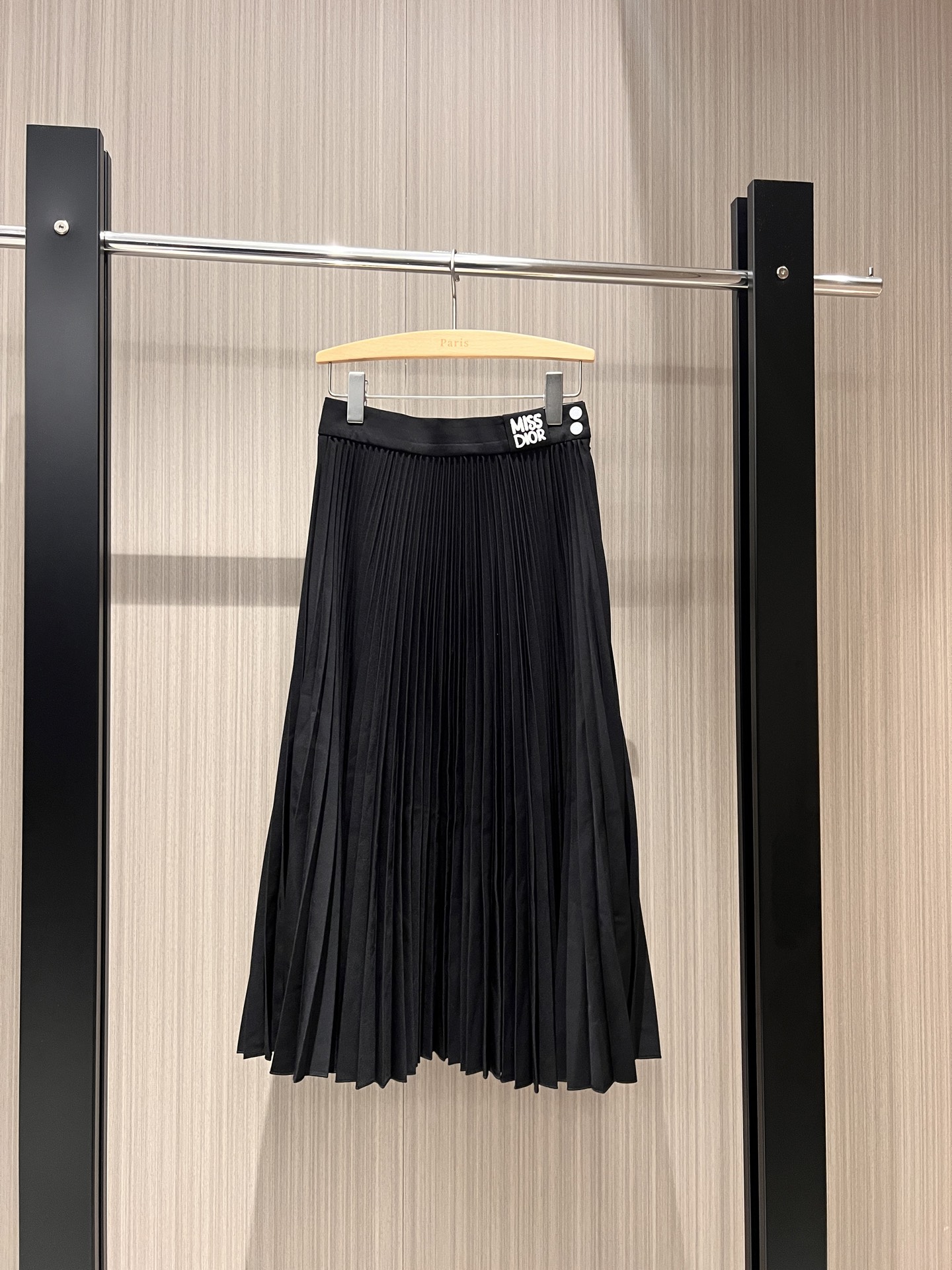 NO:307846,New style recommended Miss series Minimalist design pleated skirt long skirt logo printed small logo decoration Large skirt temperament age-reducing casual and versatile pink chicken yellow taro purple black SML 8234,, skirts,alexander wang19860909新款推荐Miss系列 极简设计百褶半裙长裙logo印花小徽标装饰 大裙摆 气质减龄 休闲百搭嫩粉小鸡黄香芋紫黑色 SML 8234,,skirts,alexander wang,Women's clothing