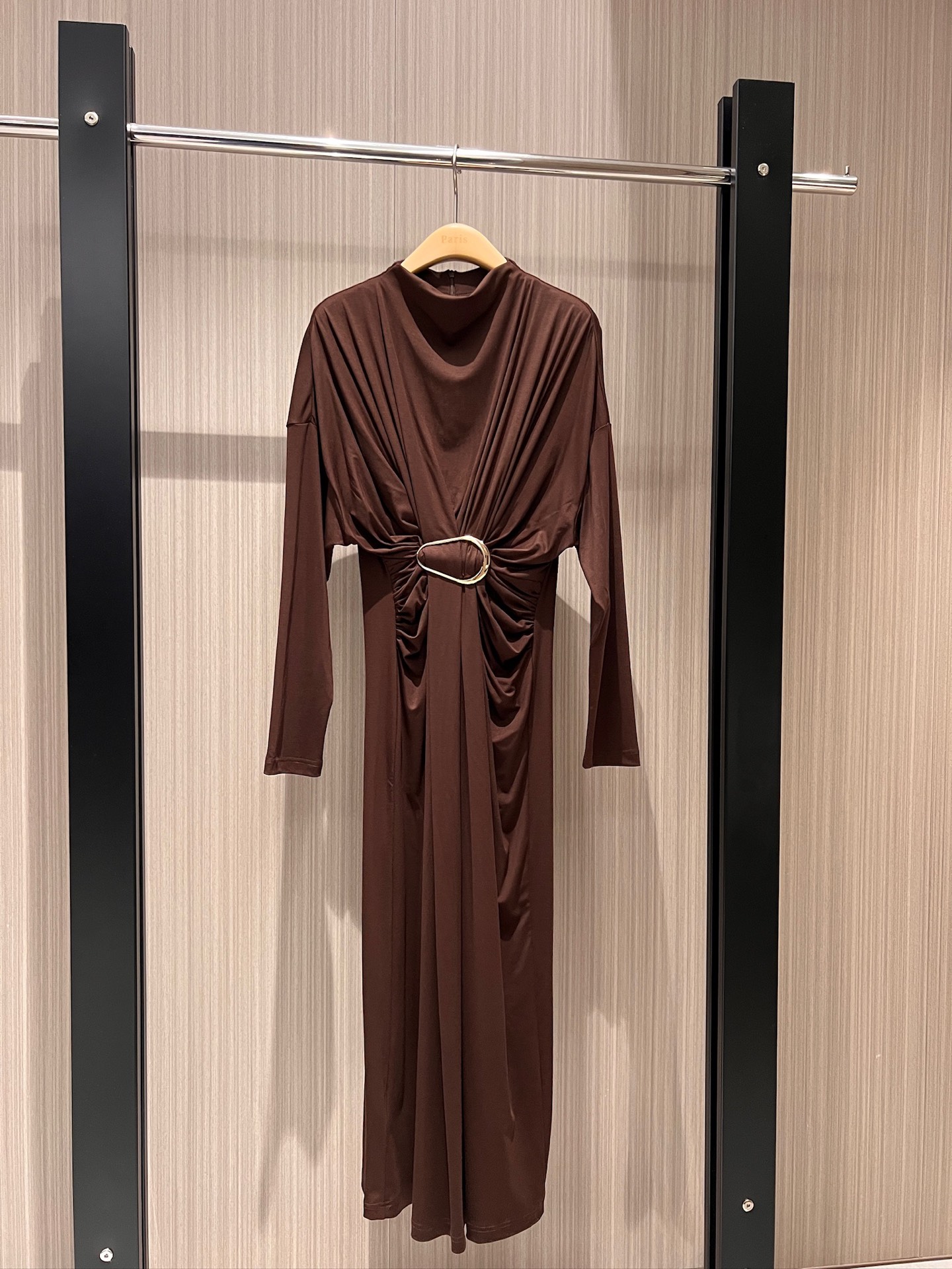 NO:308333,New style is coming Zhang Yuqi, Kendou's same small turtleneck wrinkled design buckle decorative dress French retro fabric close-fitting and comfortable elastic slim and elegant temperament Fashion commuting Black brown SML, skirts, alexander wang19860909新款来袭张雨绮 肯豆同款小高领皱褶设计系扣装饰连衣裙法式复古 面料贴身舒适 弹力修身优雅气质 时尚通勤 黑色咖色 SML,,skirts,alexander wang,Women's clothing